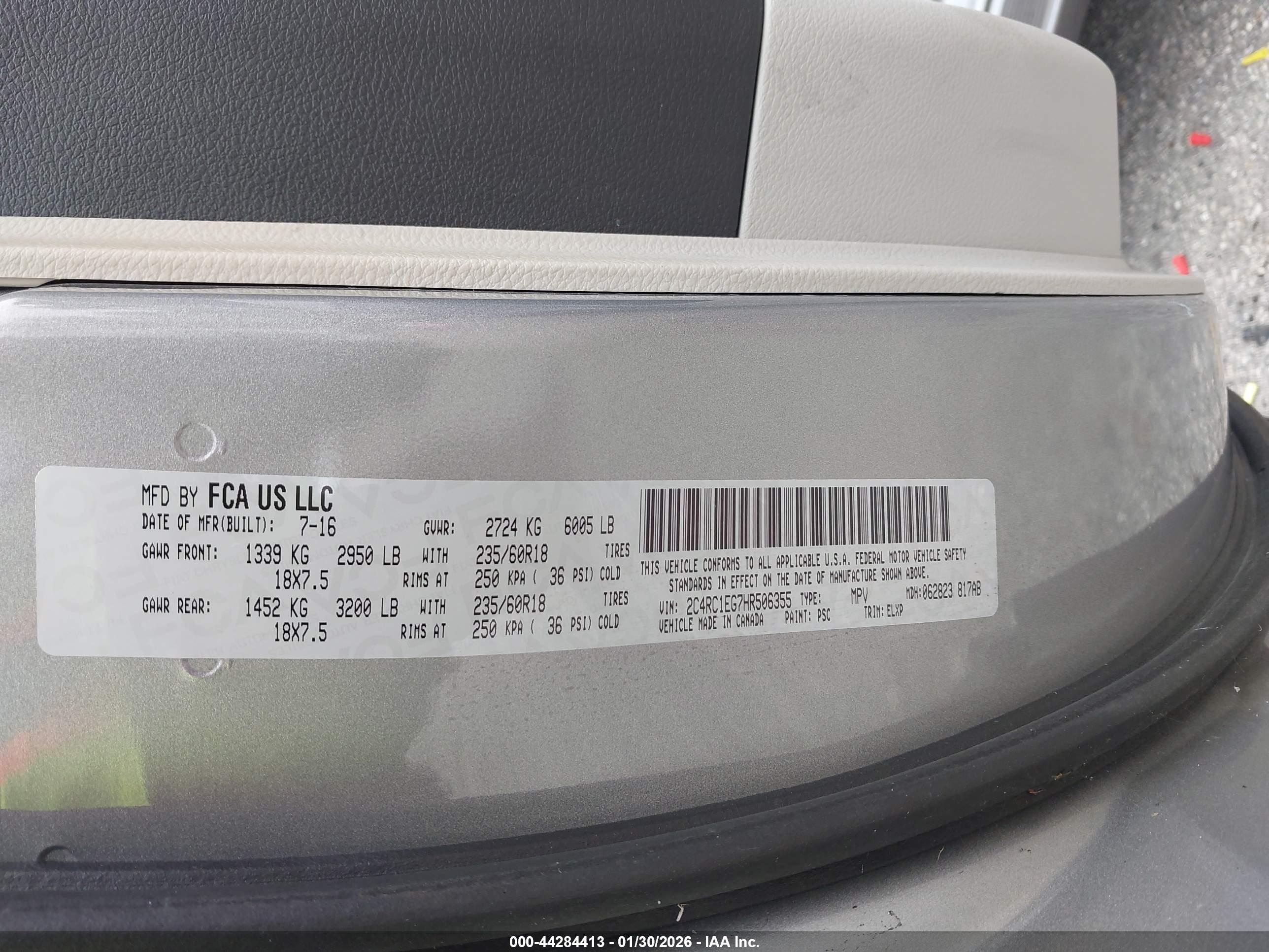 CHRYSLER PACIFICA image 9