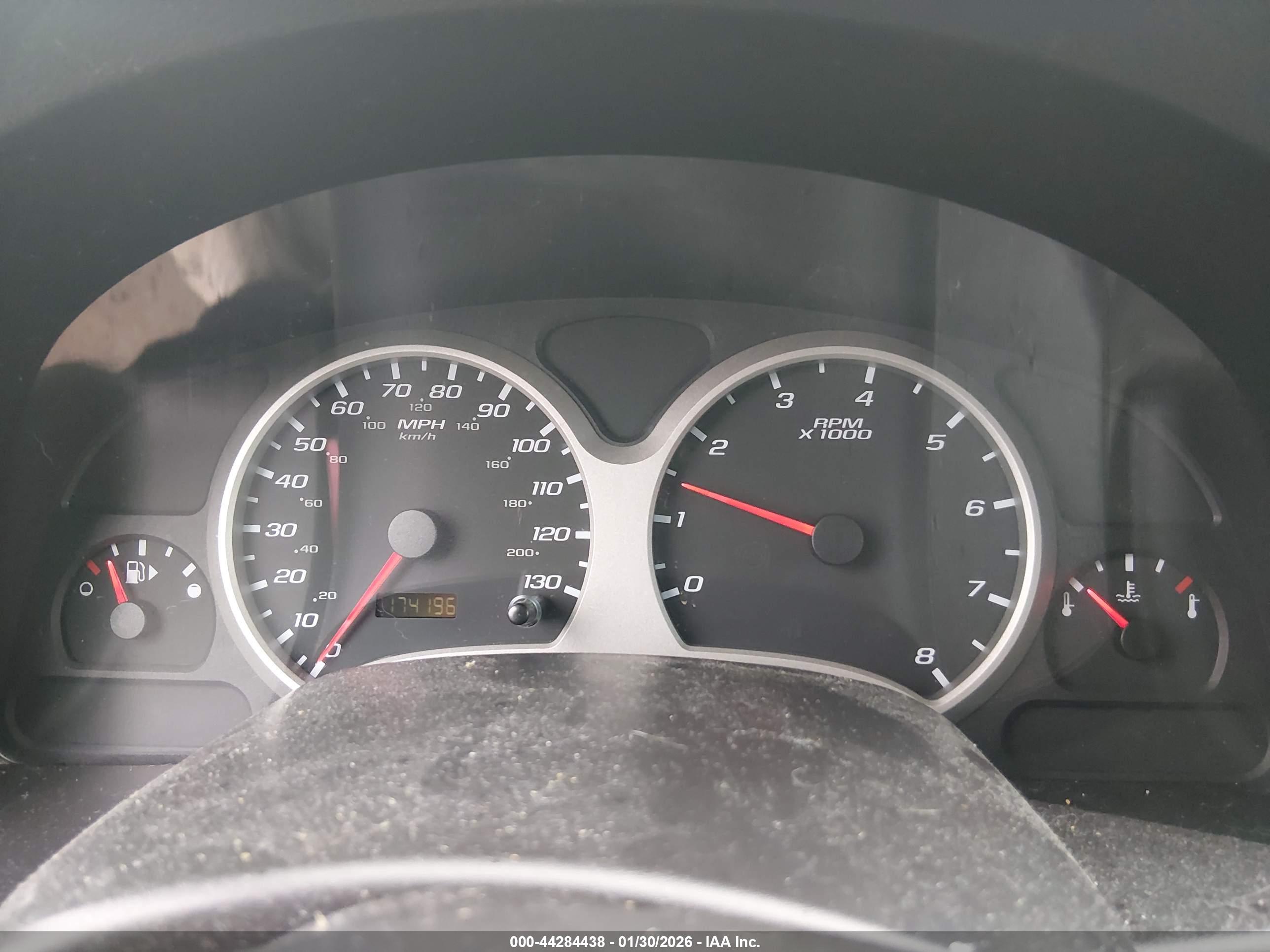 CHEVROLET EQUINOX image 7