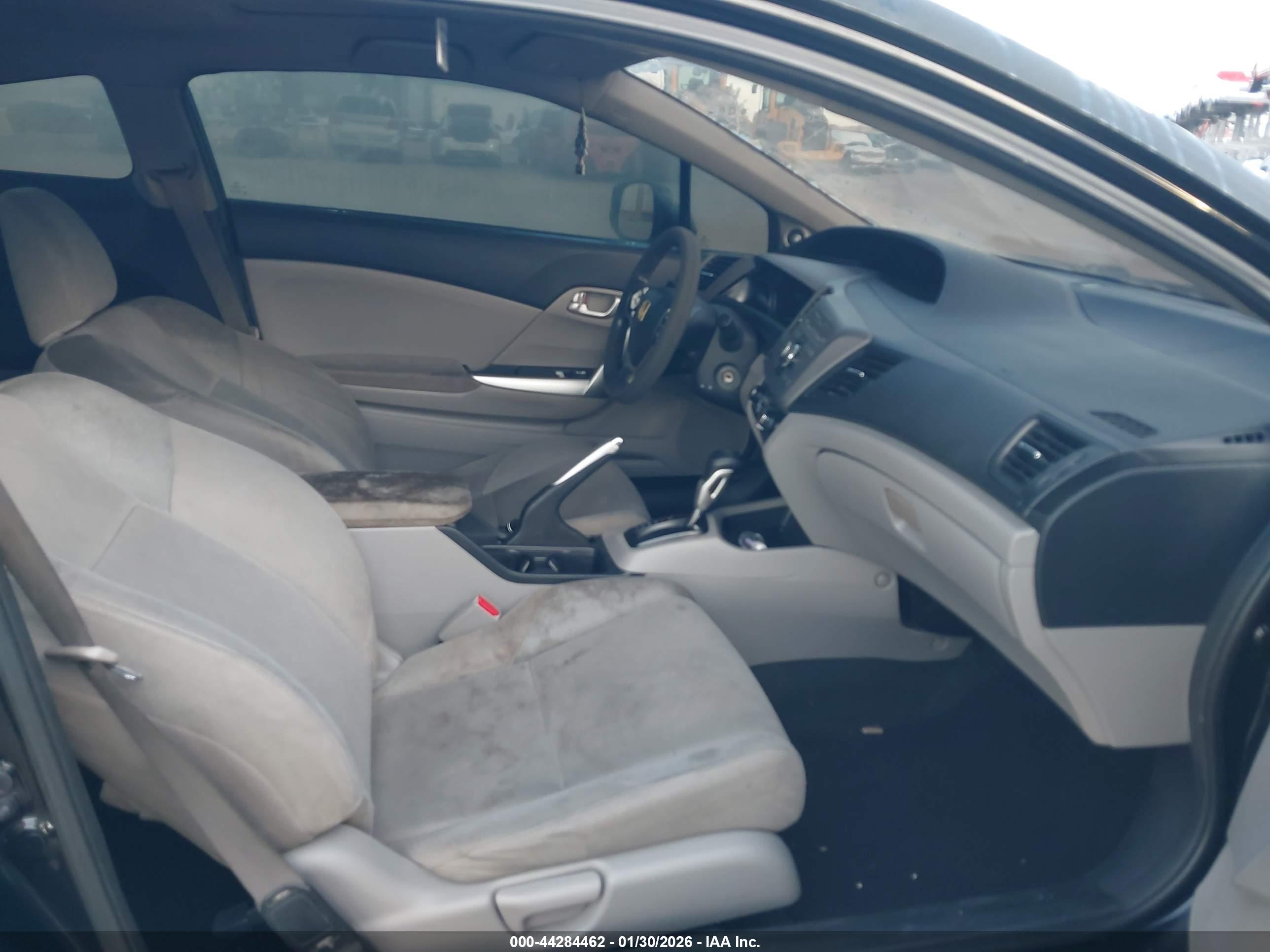 HONDA CIVIC image 5