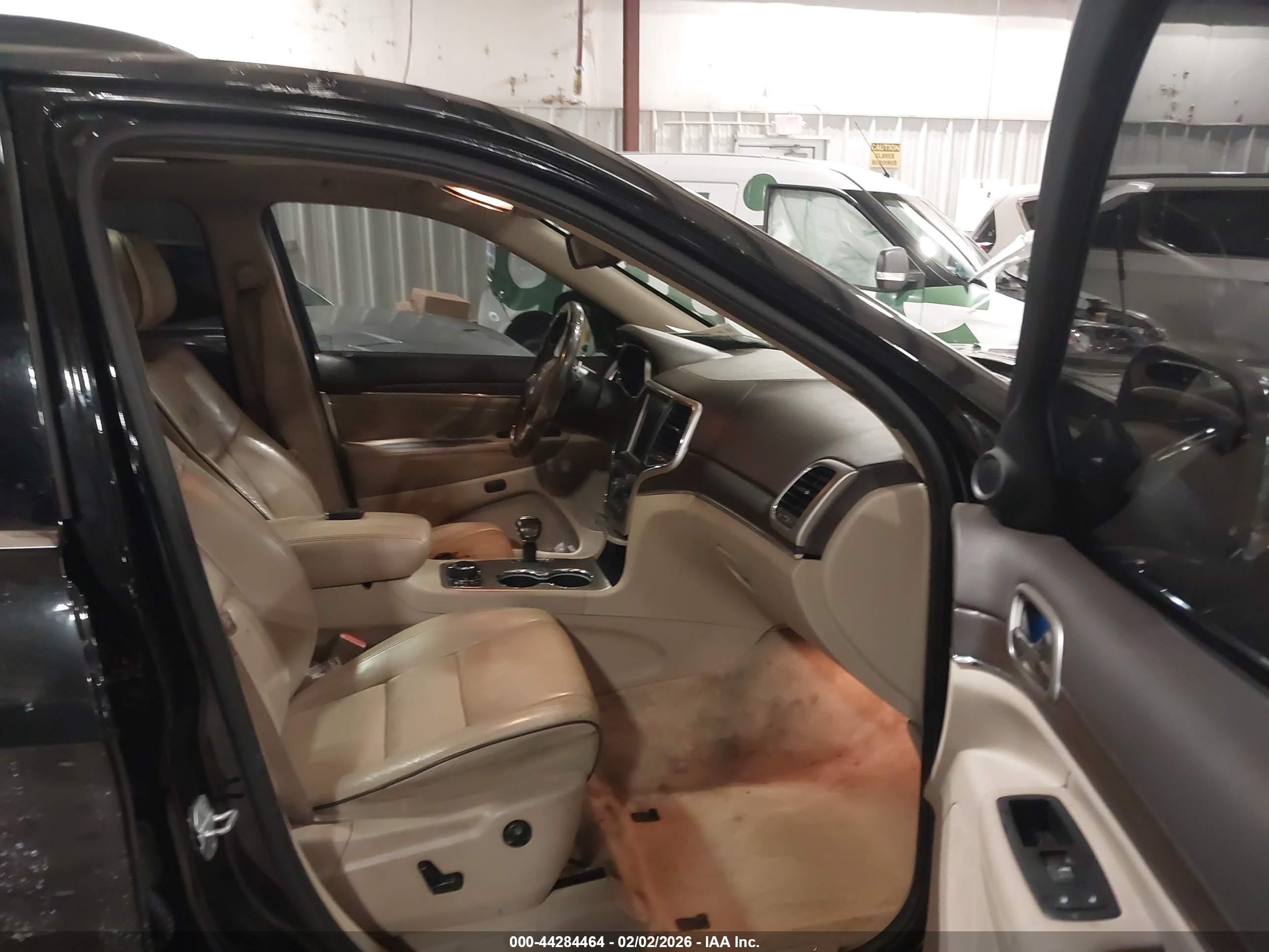 JEEP GRAND image 5