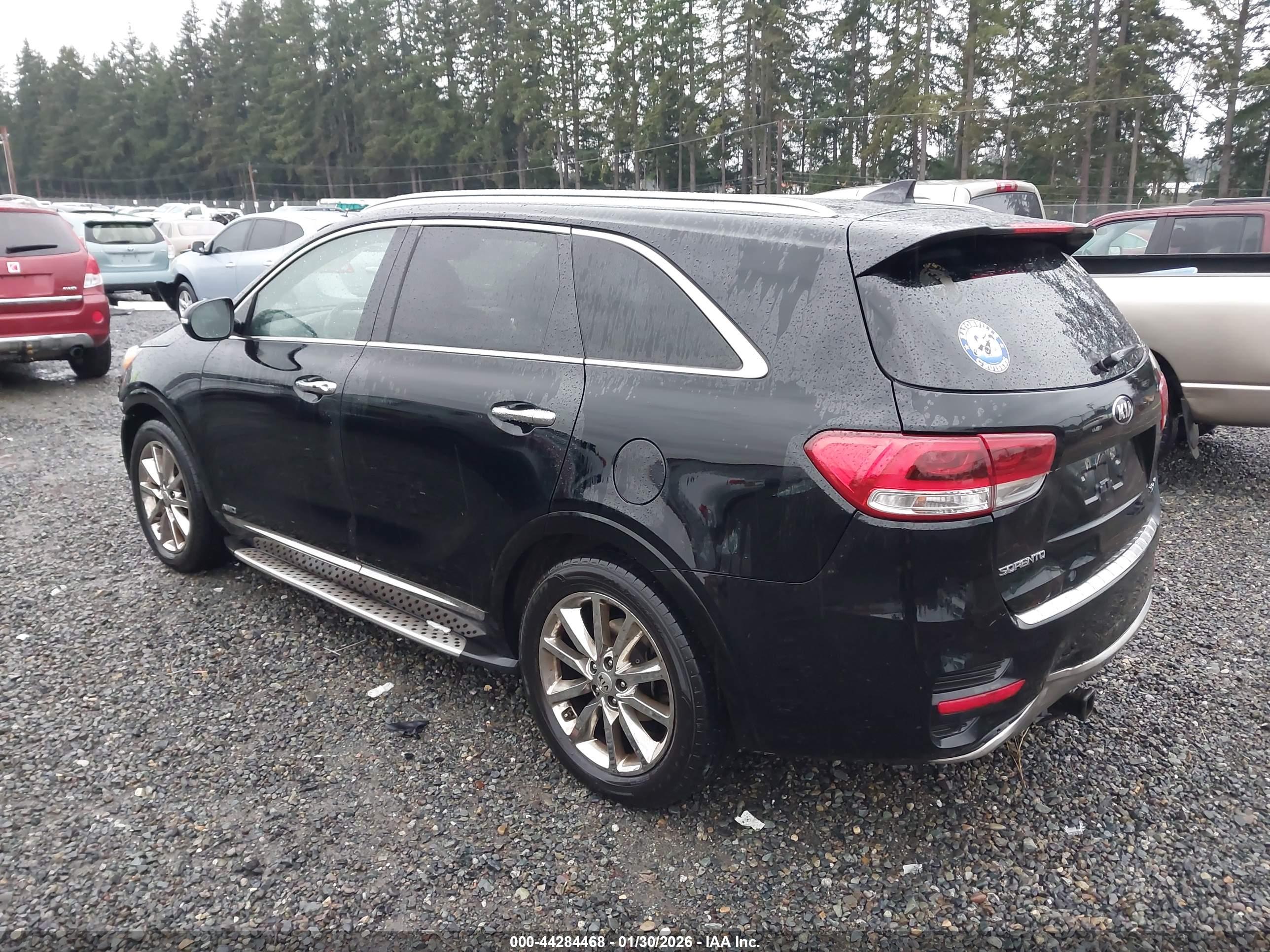 KIA SORENTO image 3