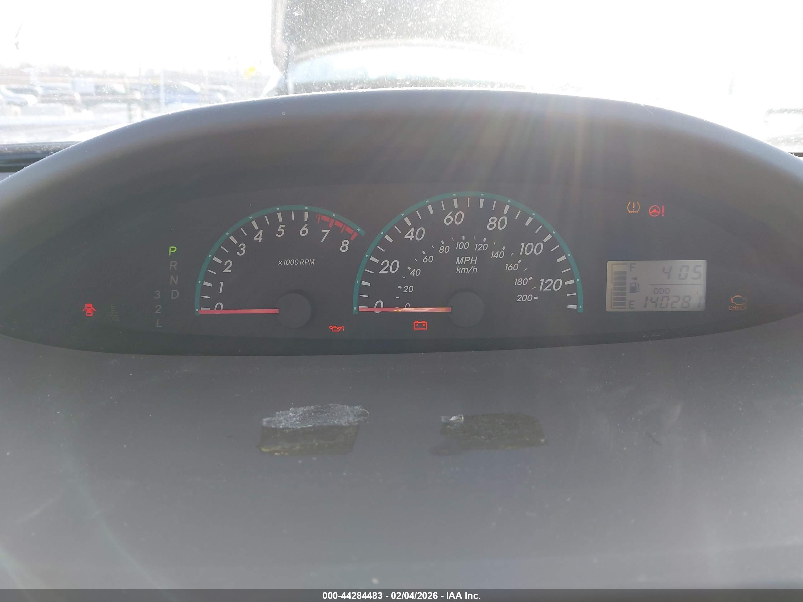 TOYOTA YARIS image 7