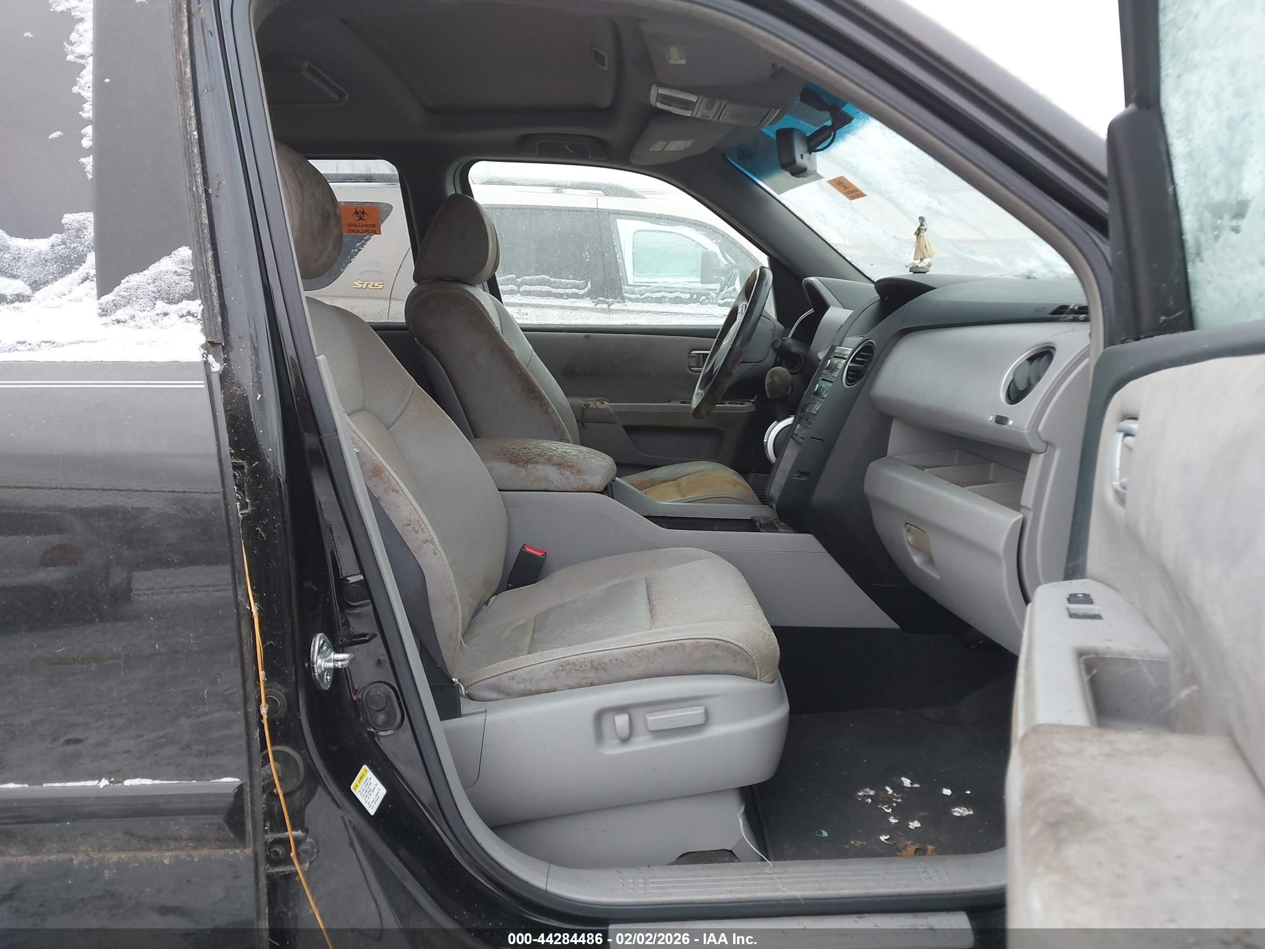 HONDA PILOT image 5