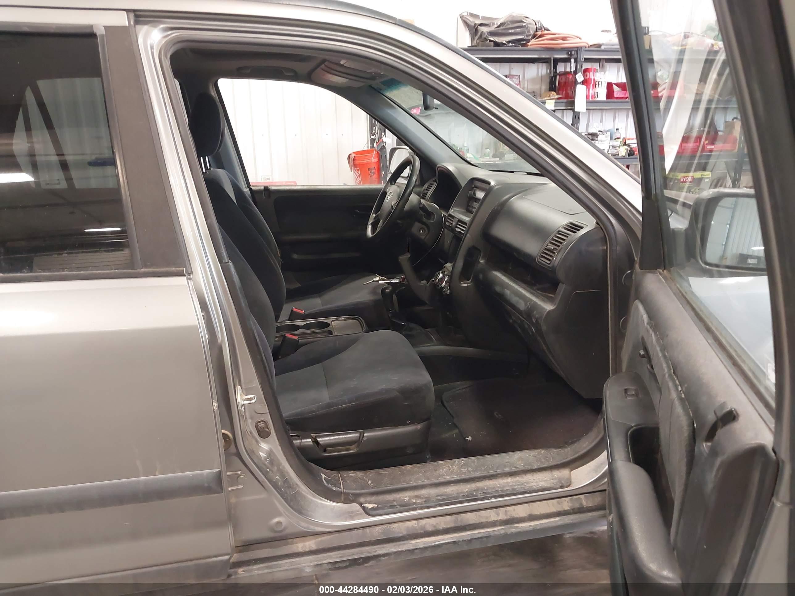 HONDA CR-V image 5