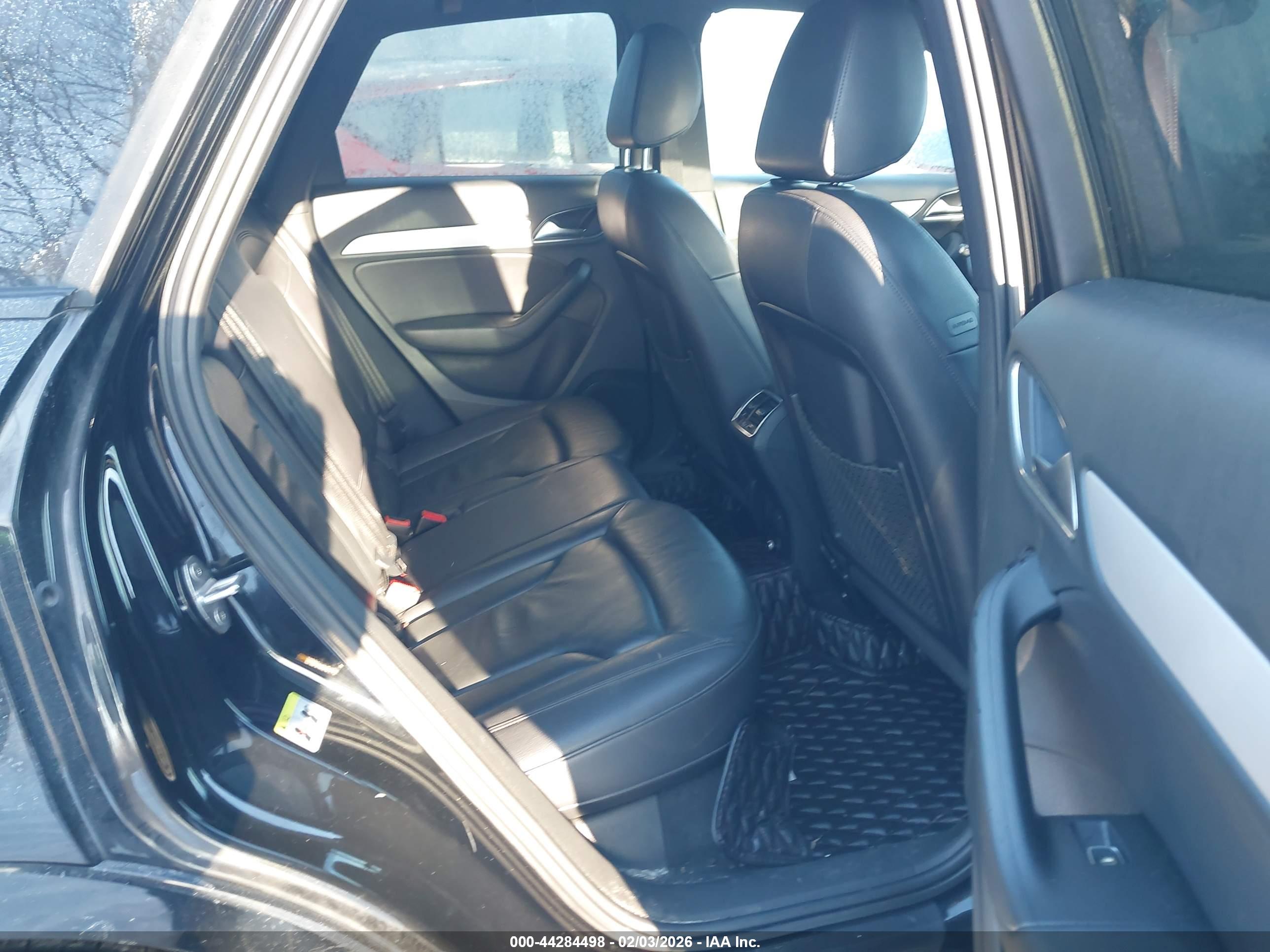 AUDI Q3 image 8