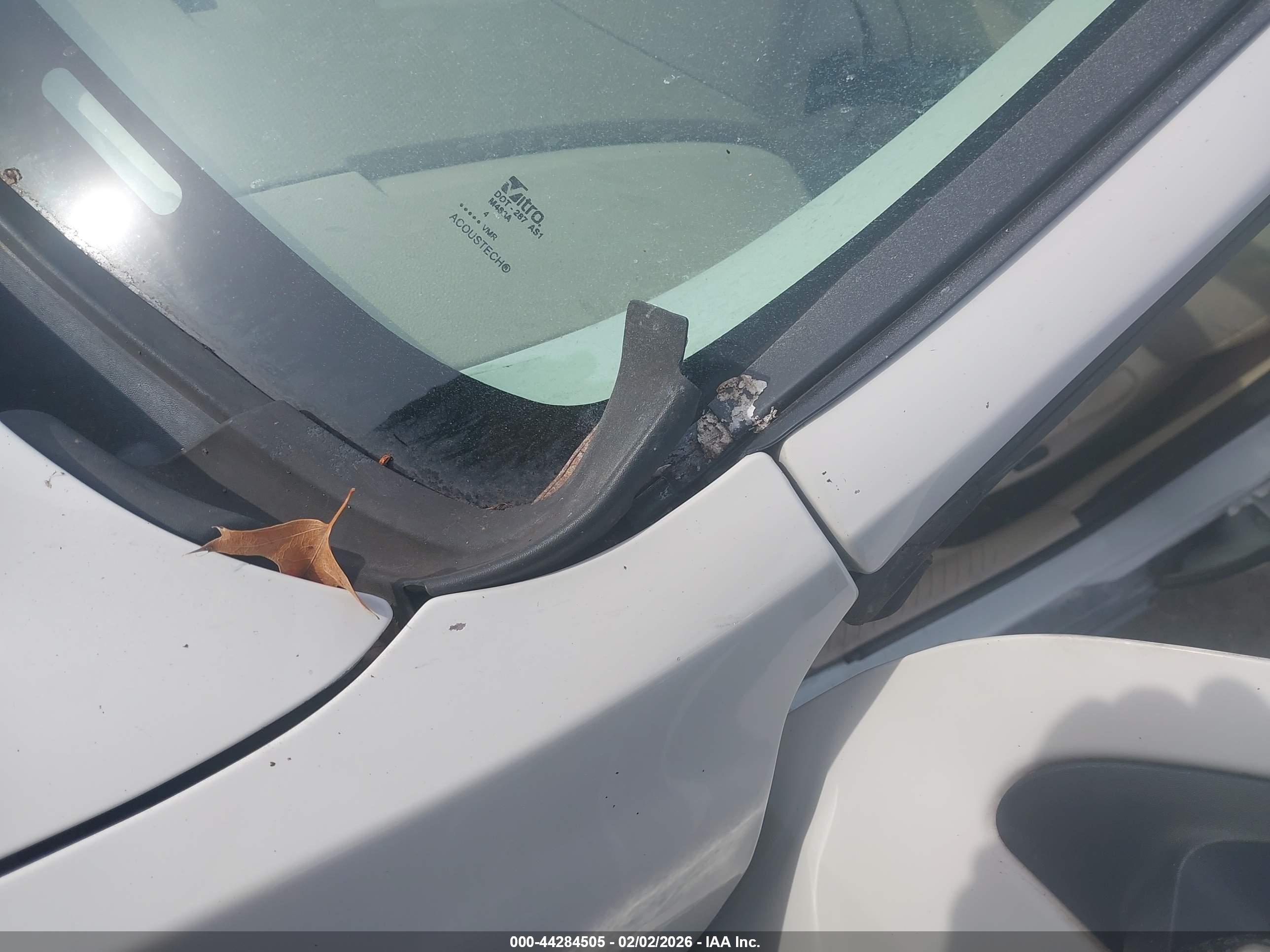 FORD ESCAPE image 6