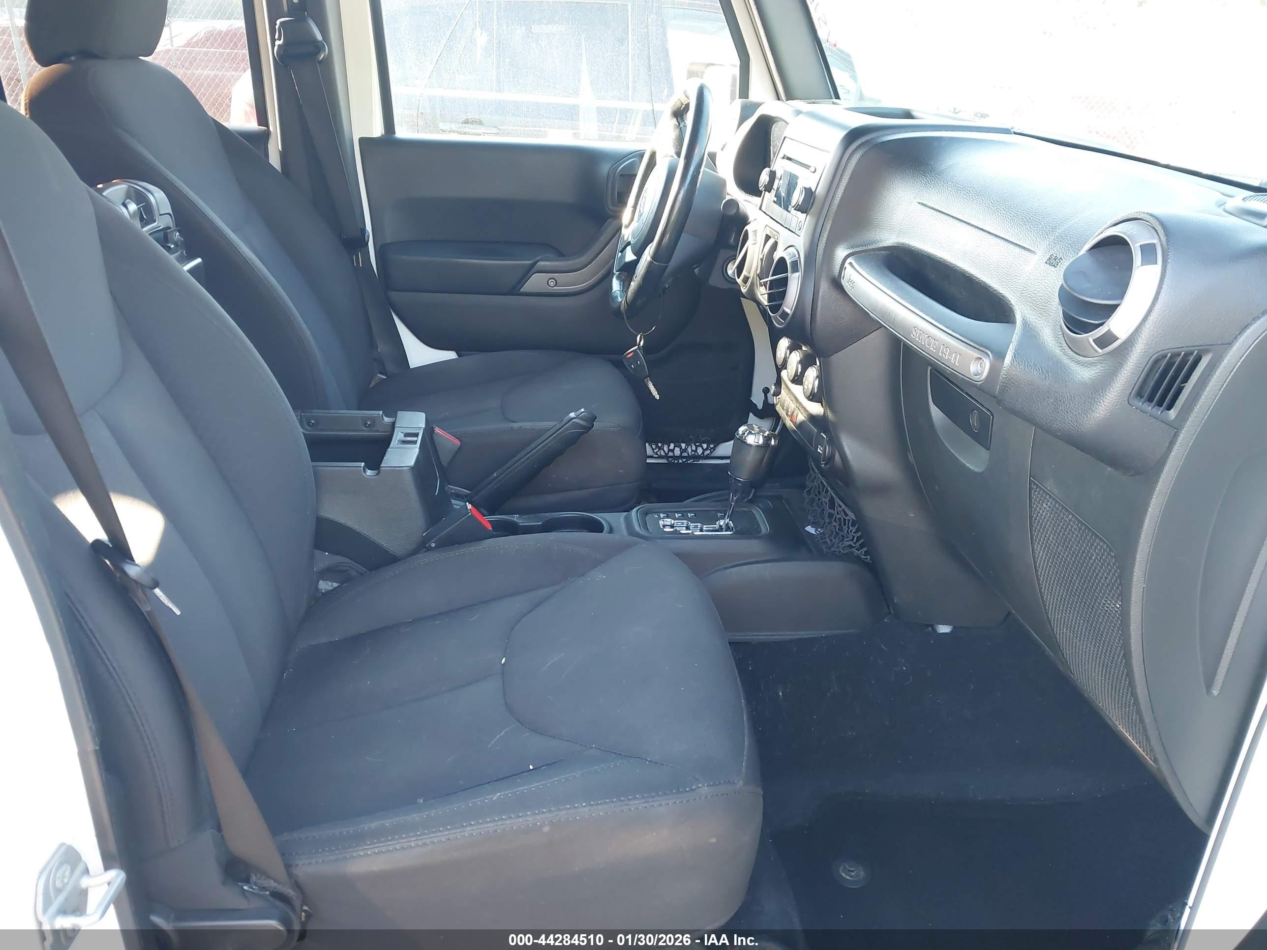 JEEP WRANGLER image 5