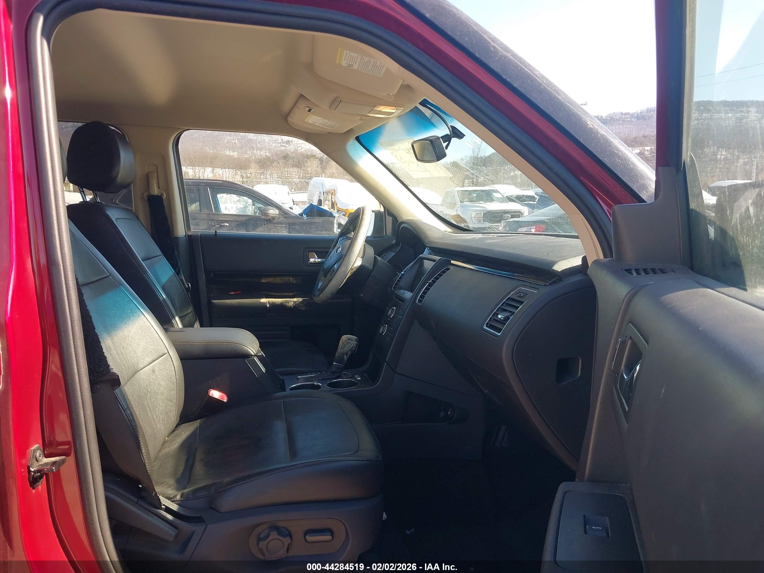 FORD FLEX image 5
