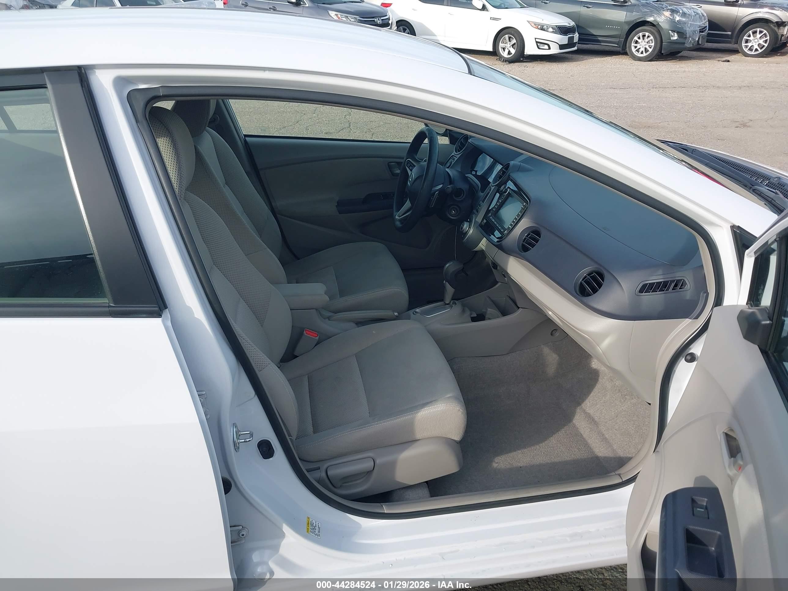 HONDA INSIGHT image 5
