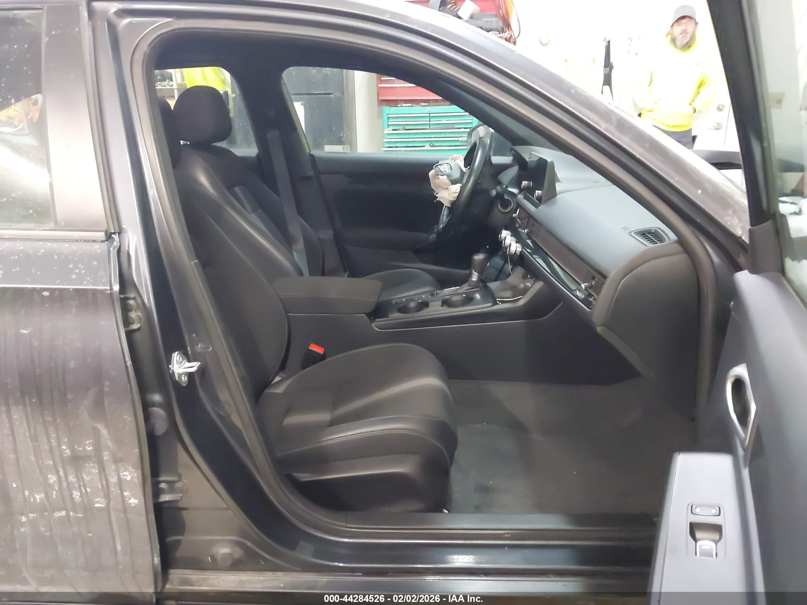 HONDA CIVIC image 5