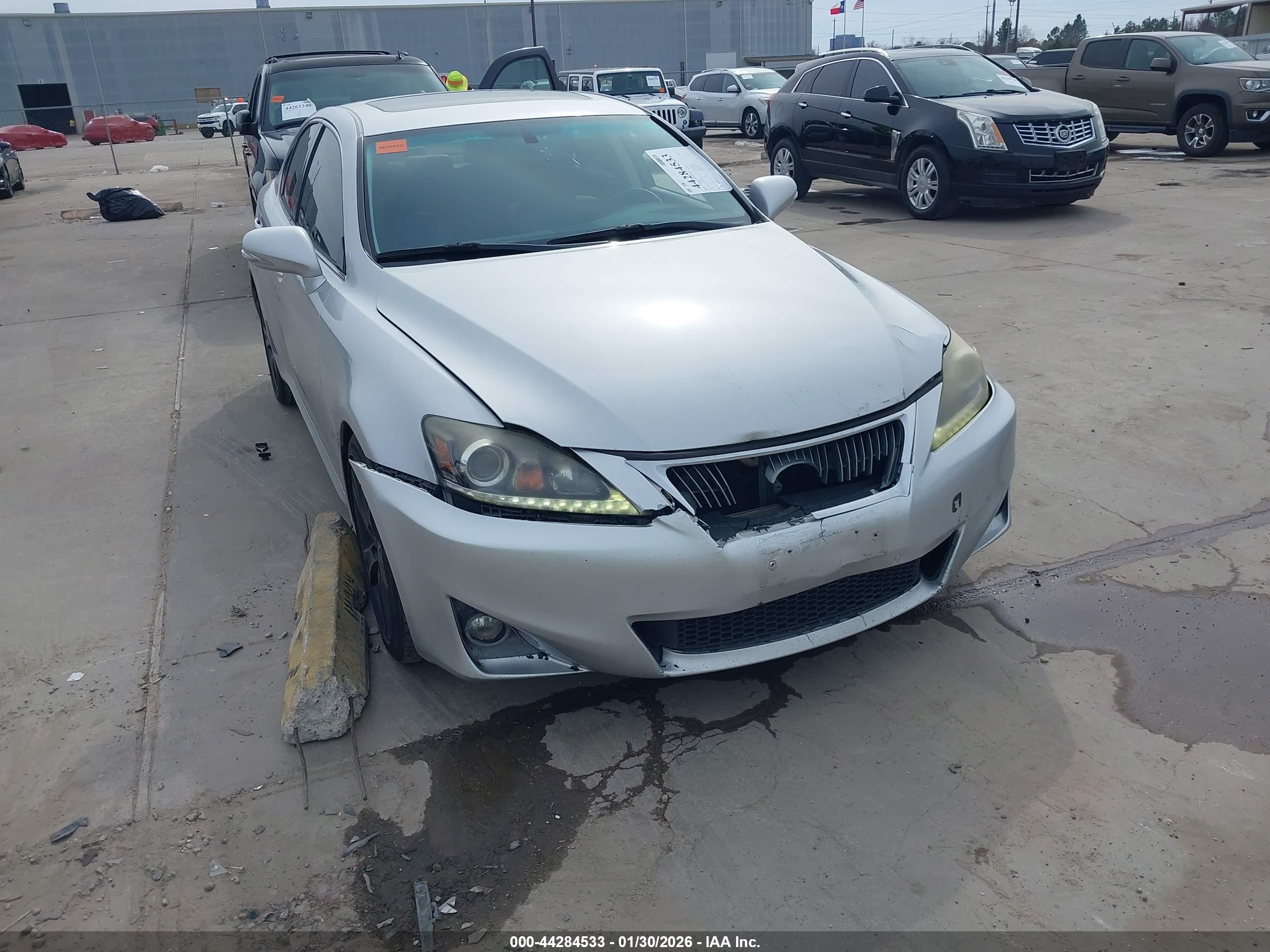 LEXUS IS image 6