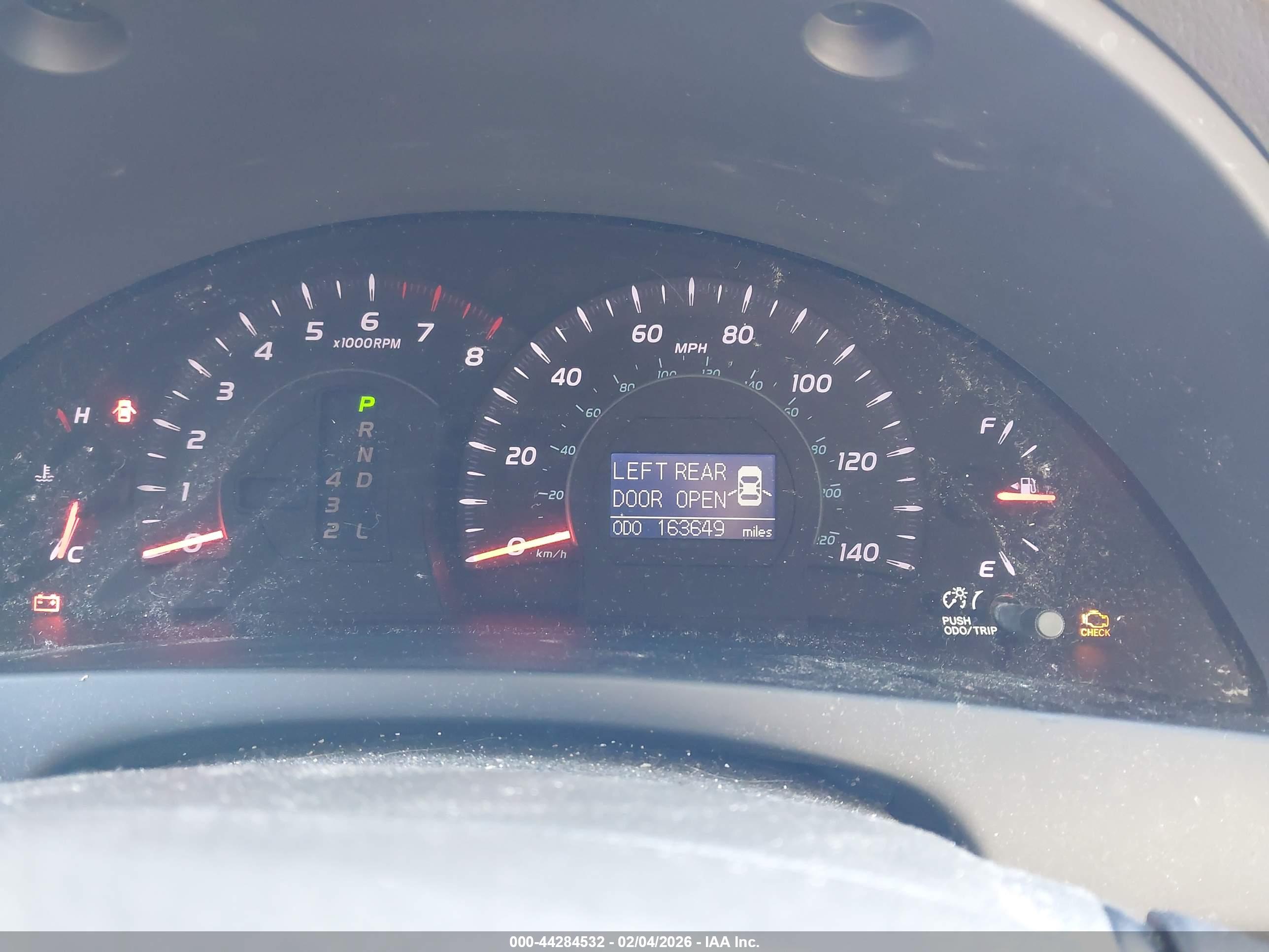 TOYOTA CAMRY image 7