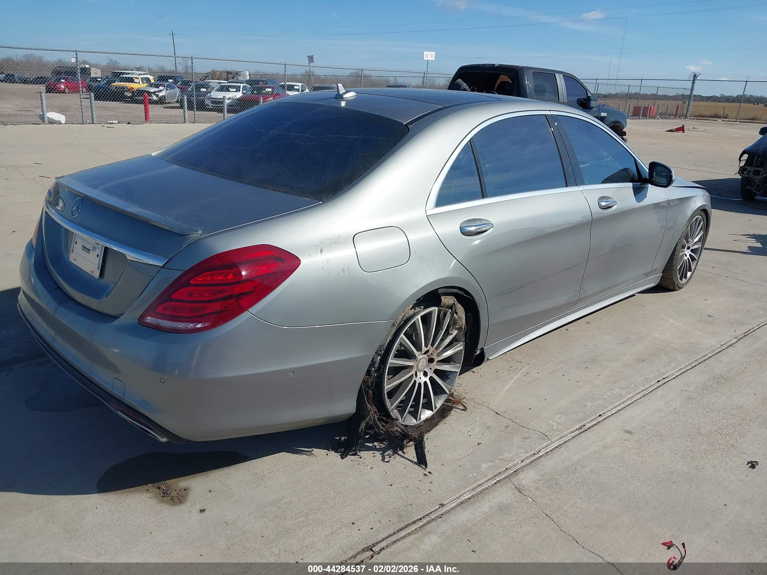 MERCEDES-BENZ S image 4
