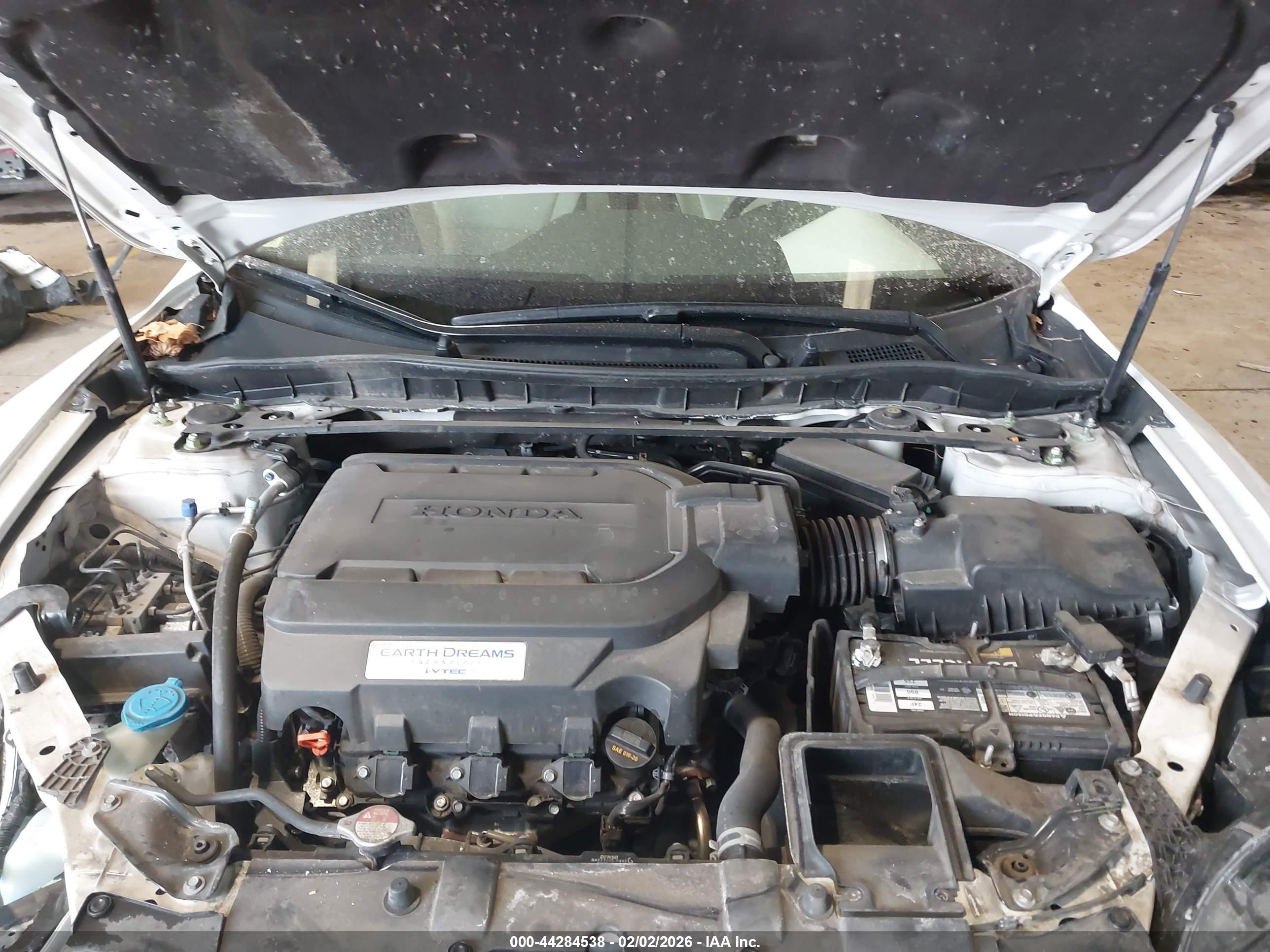 HONDA ACCORD image 10