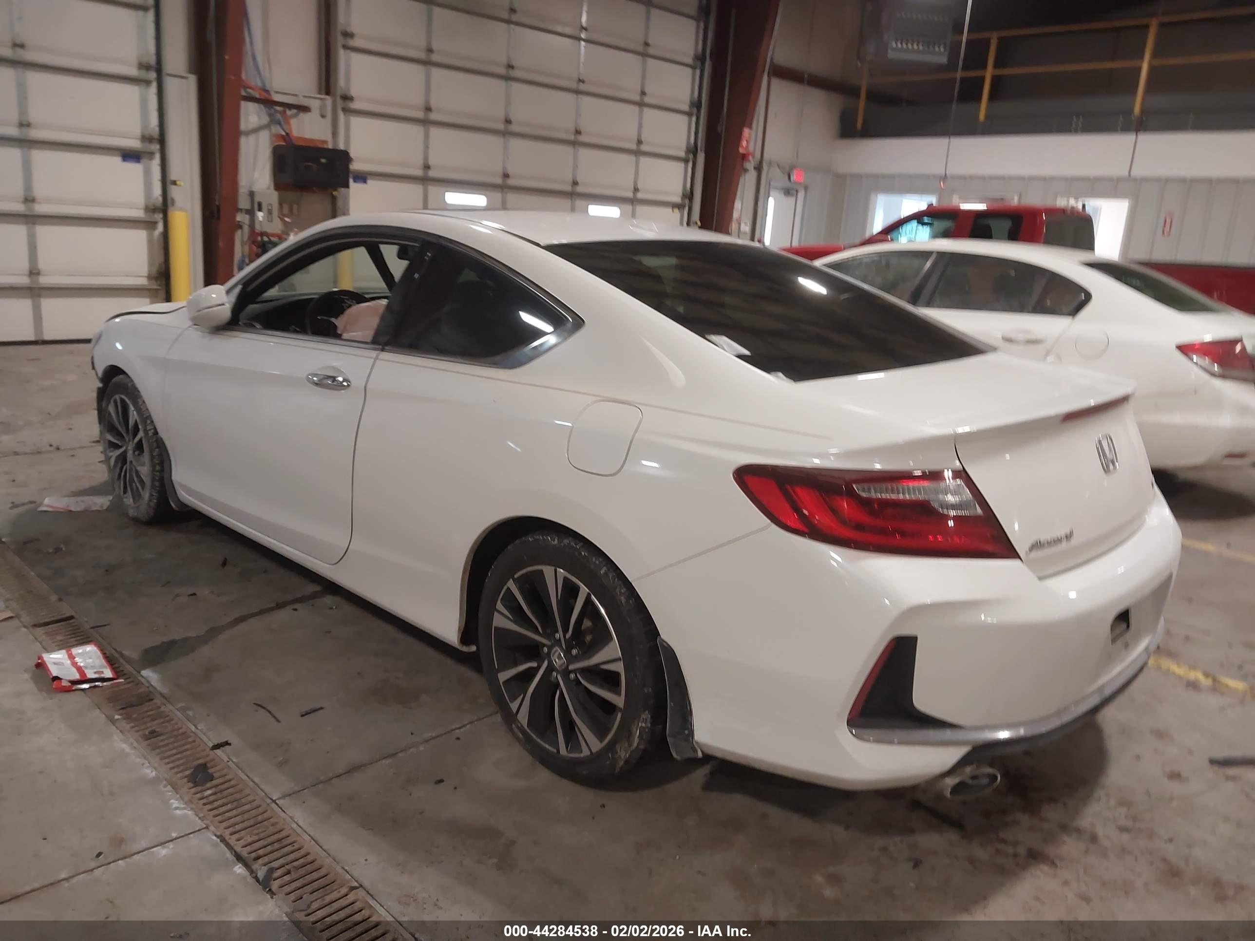HONDA ACCORD image 3