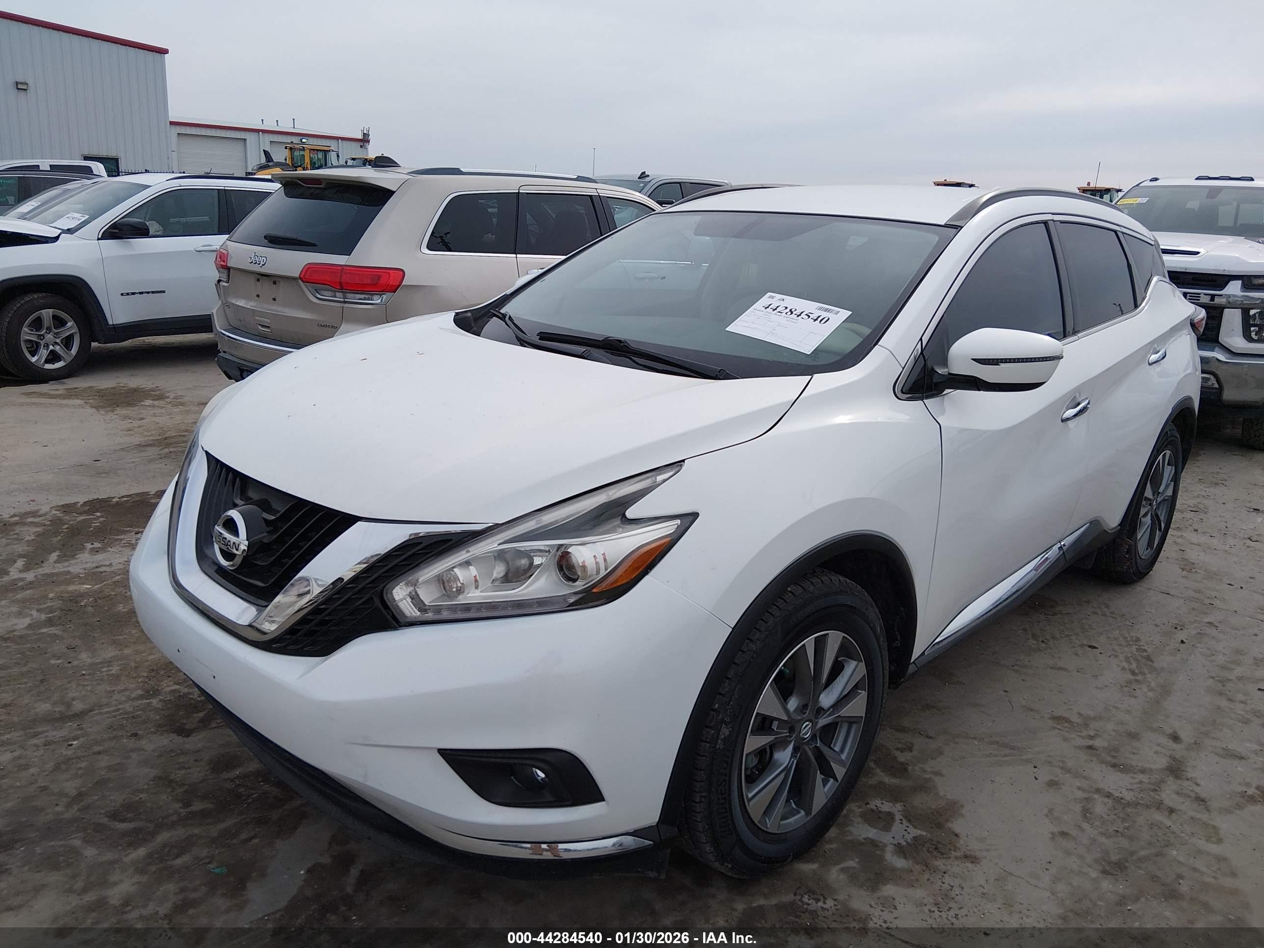 NISSAN MURANO image 2