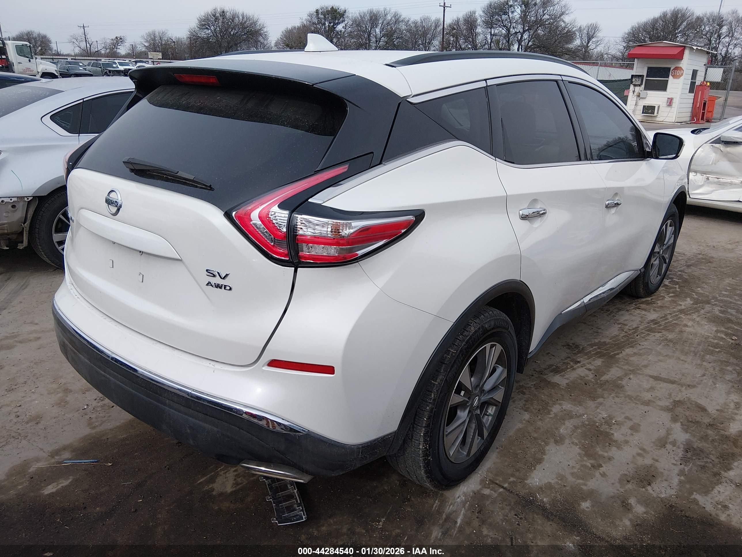 NISSAN MURANO image 4