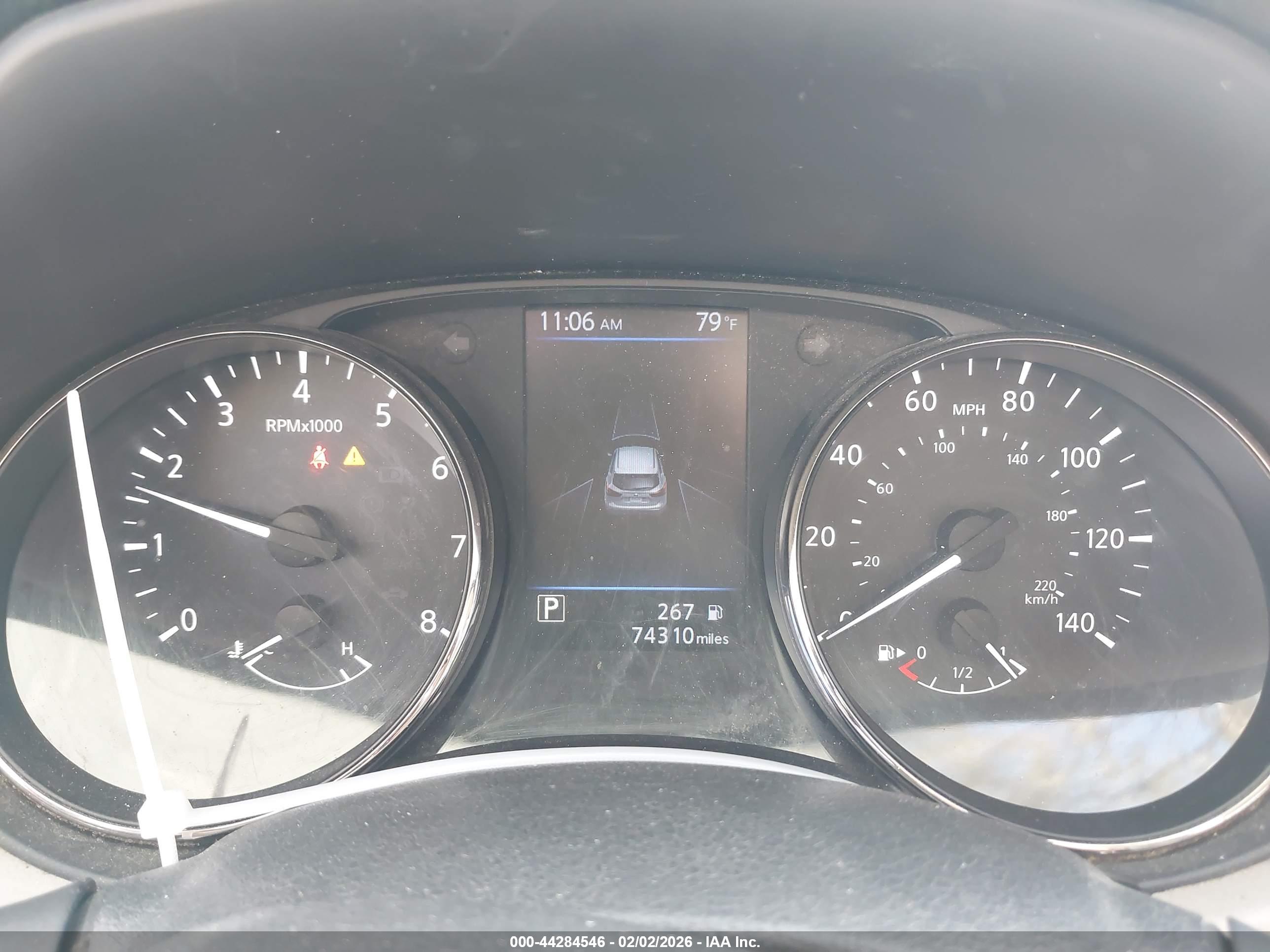 NISSAN ROGUE image 7