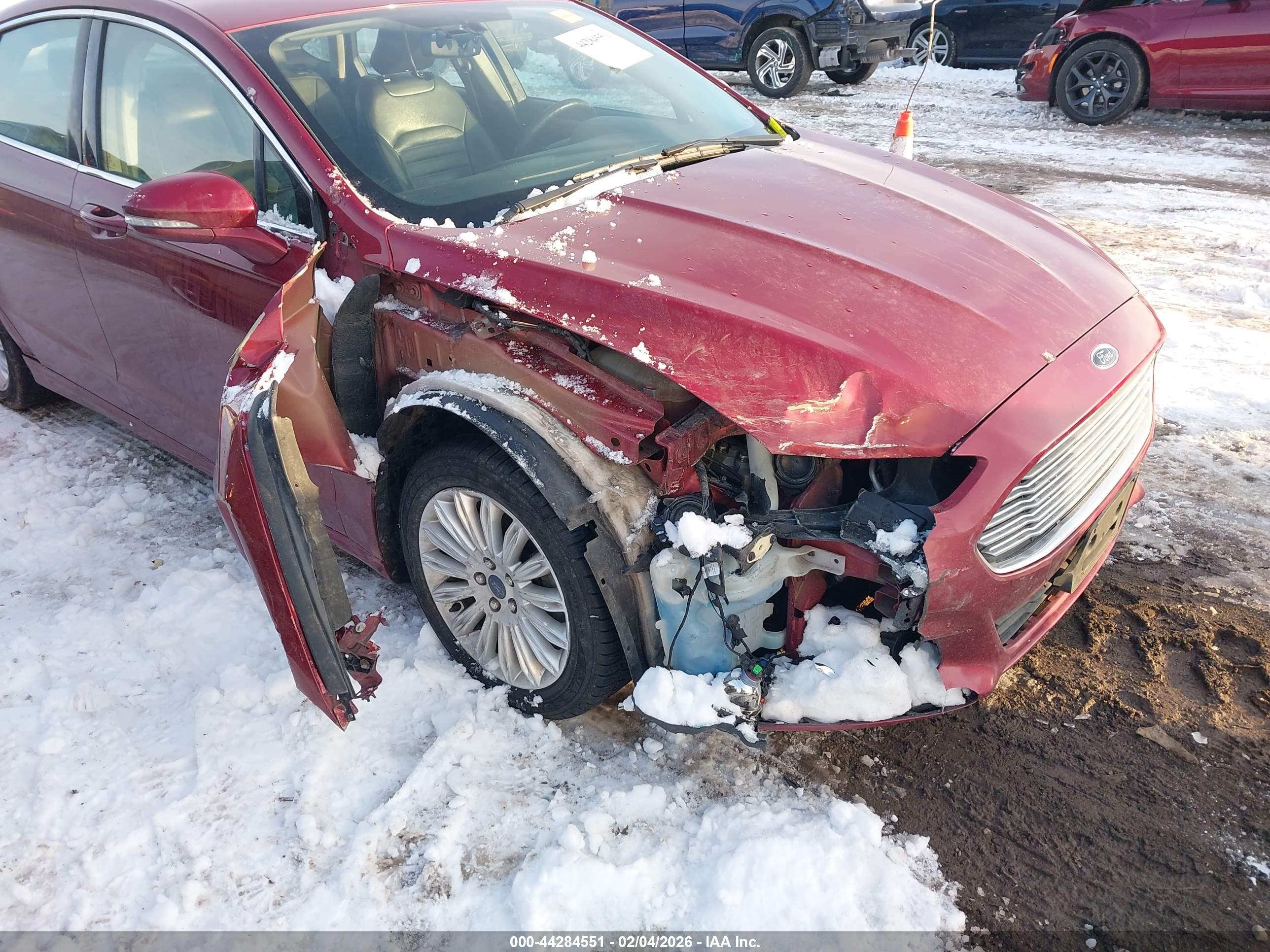 FORD FUSION image 6