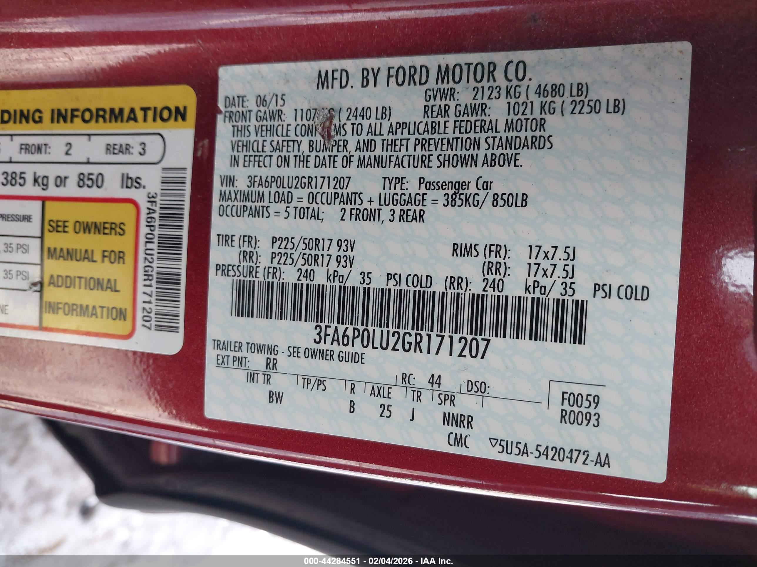 FORD FUSION image 9