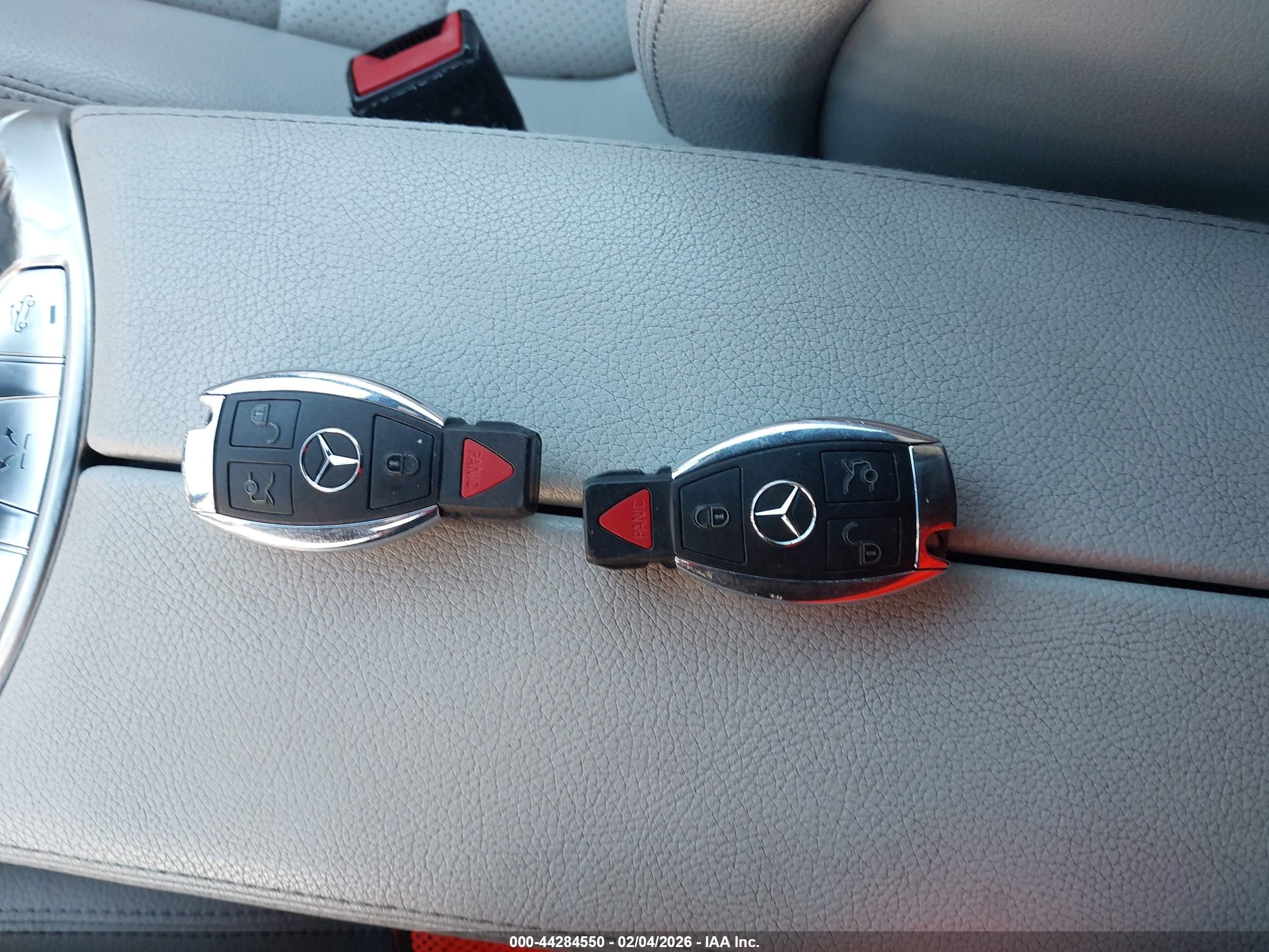 MERCEDES-BENZ C image 11