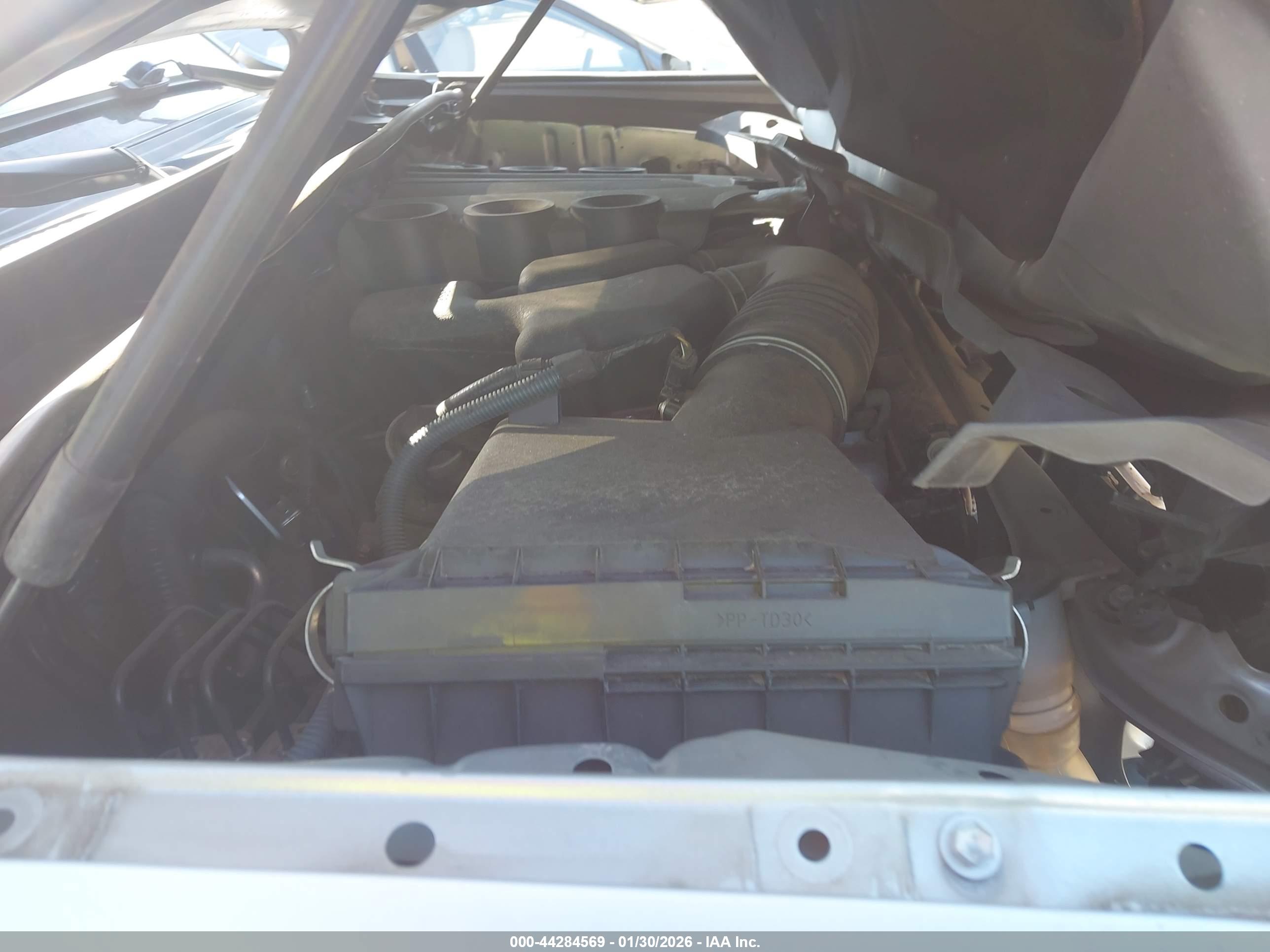 TOYOTA 4RUNNER image 10