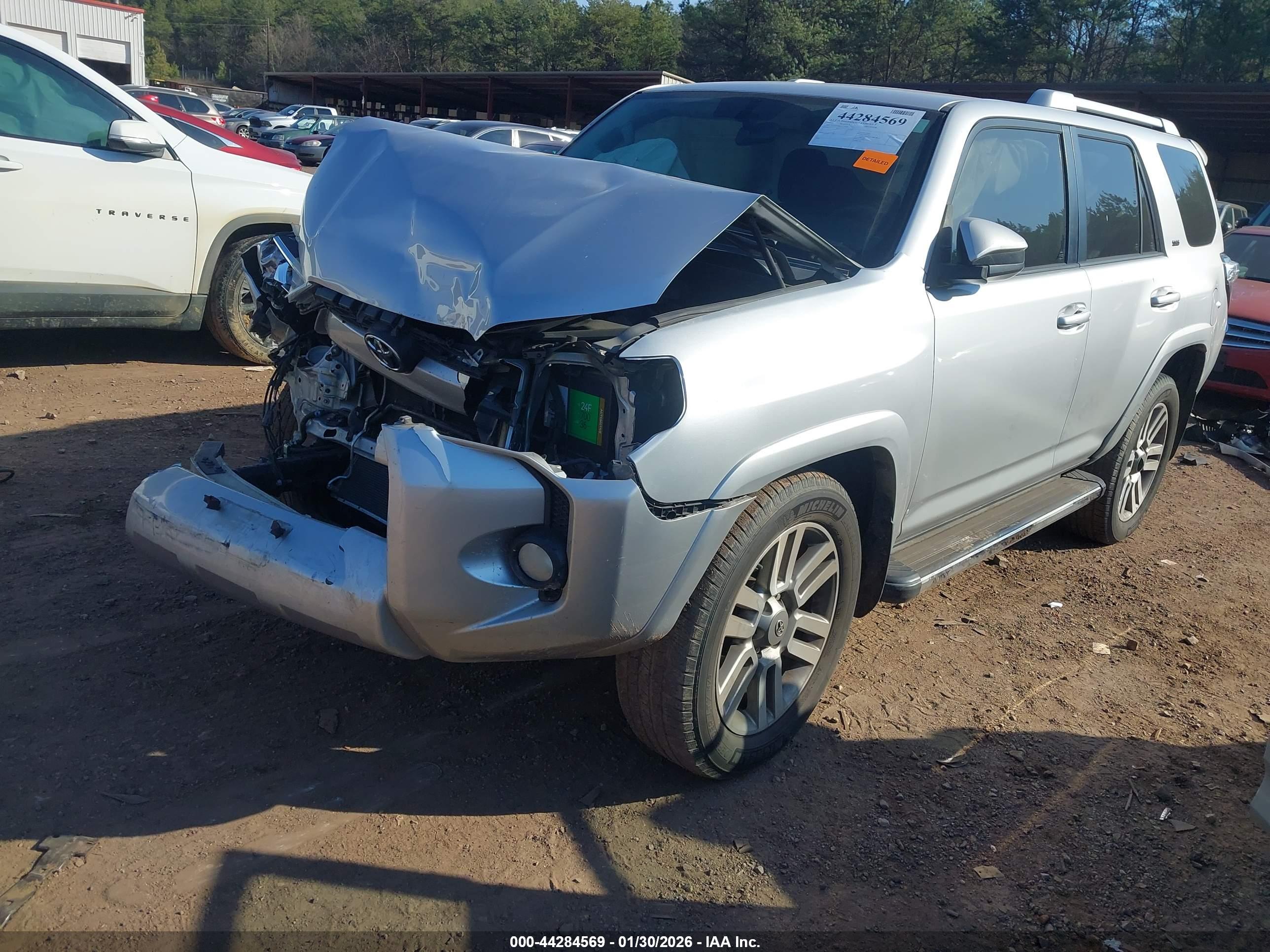 TOYOTA 4RUNNER image 2