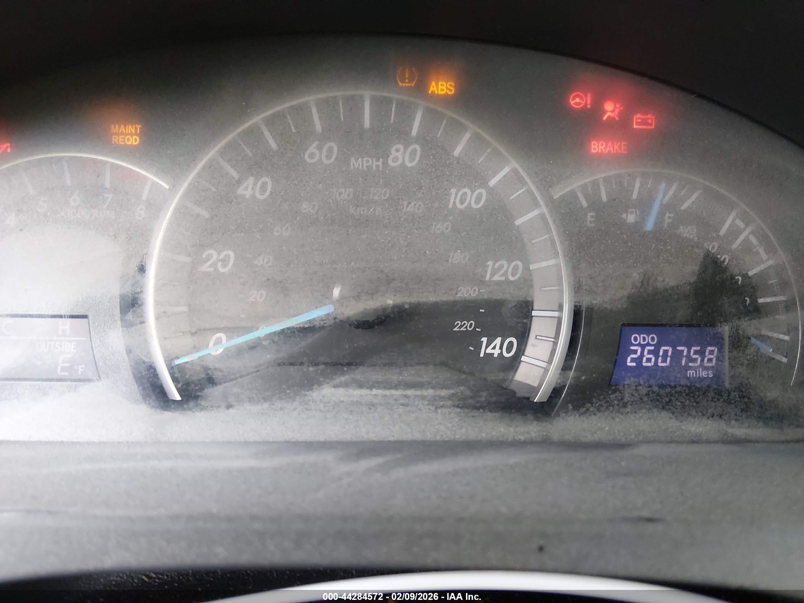 TOYOTA CAMRY image 7