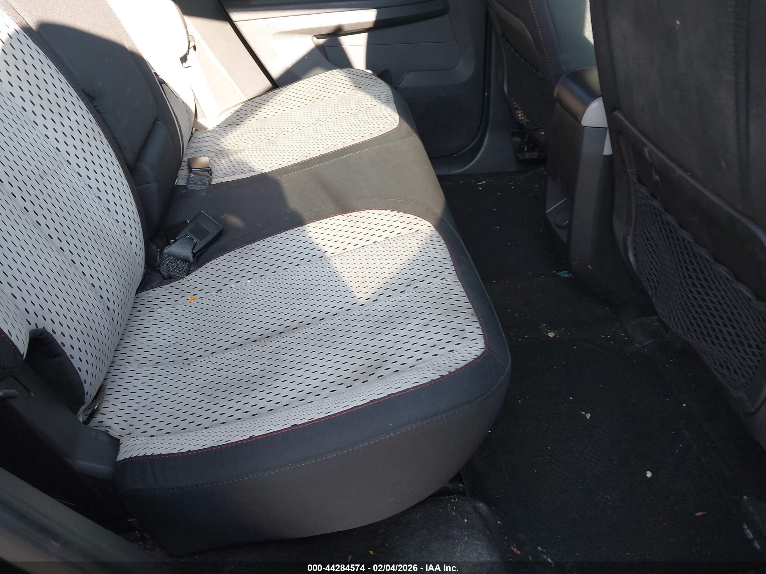 GMC TERRAIN image 8