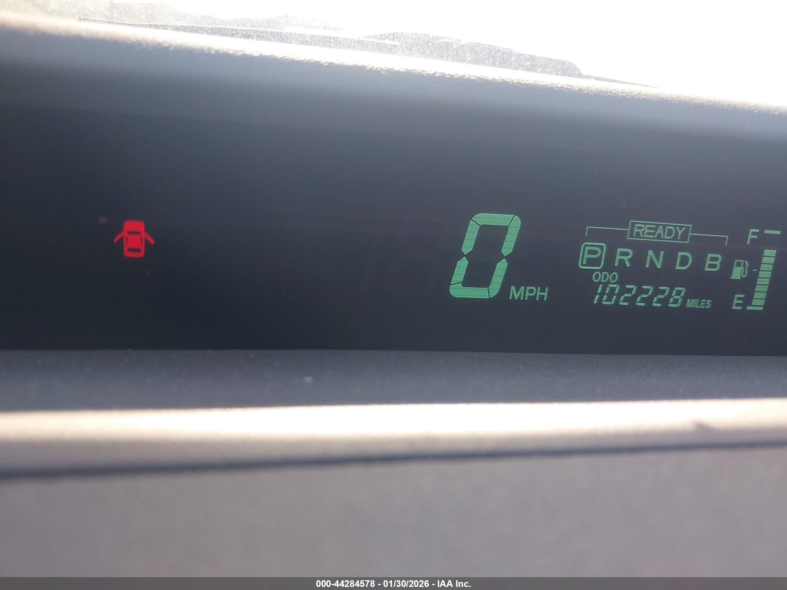 TOYOTA PRIUS image 7