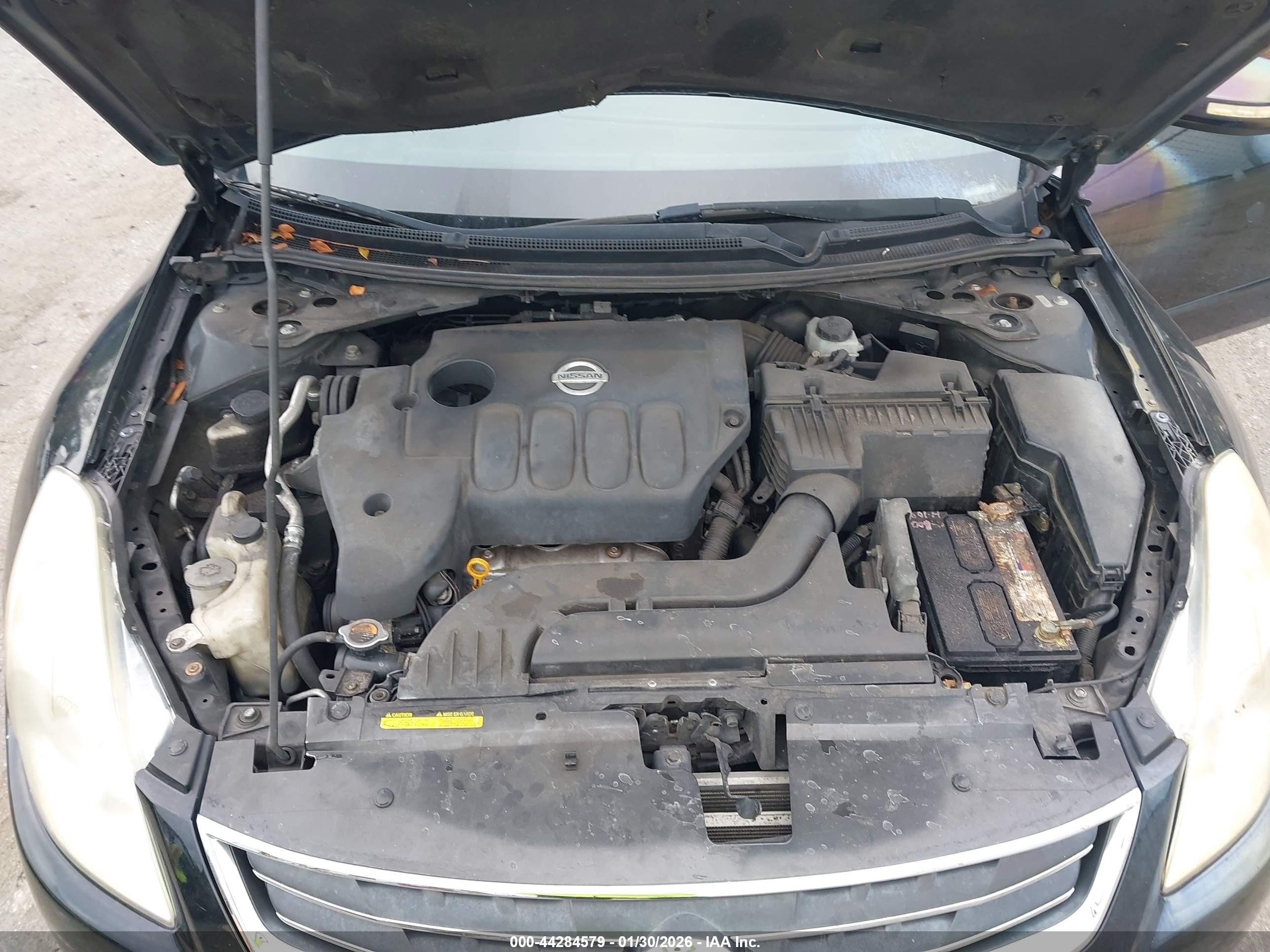 NISSAN ALTIMA image 10