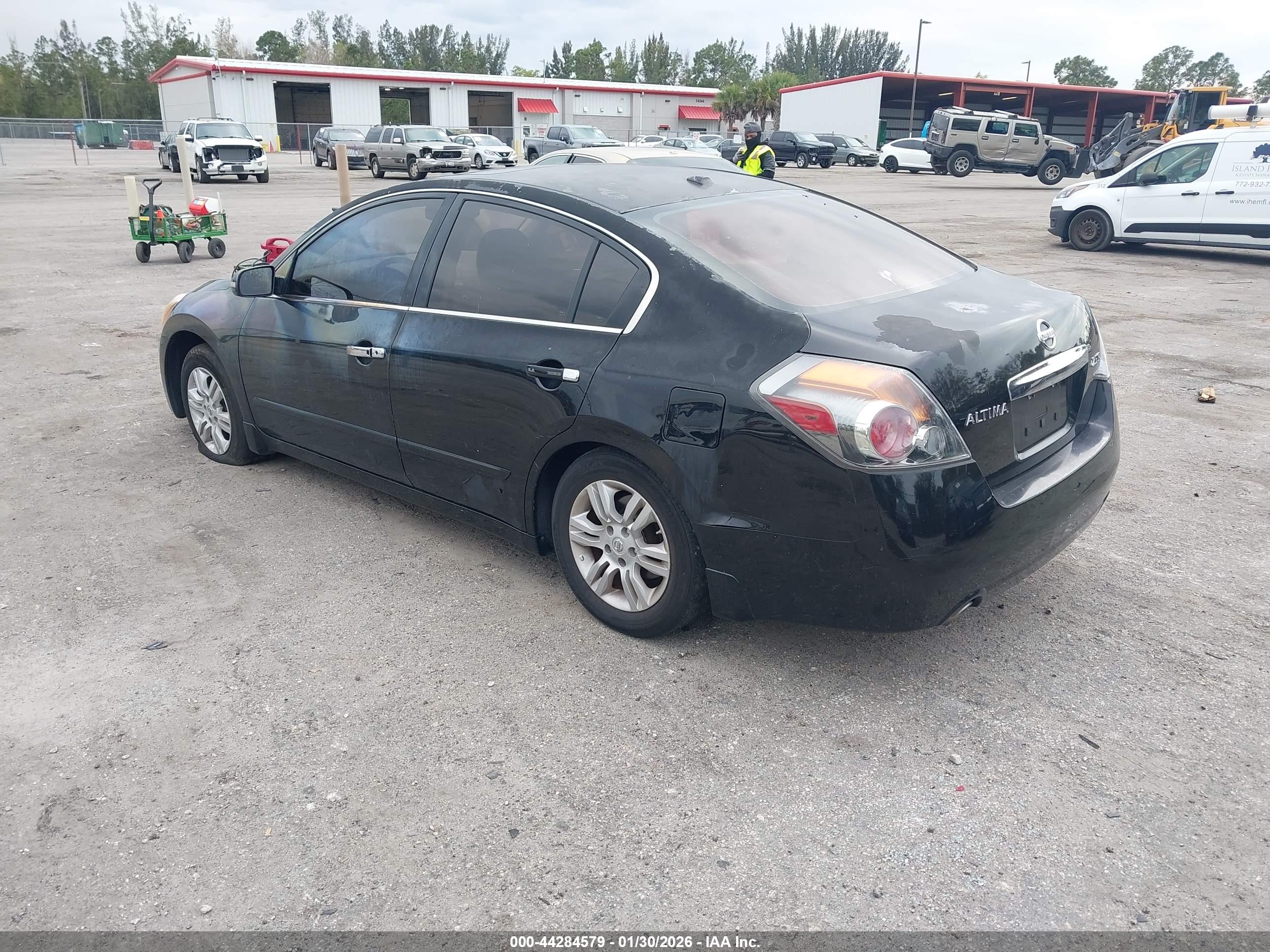 NISSAN ALTIMA image 3