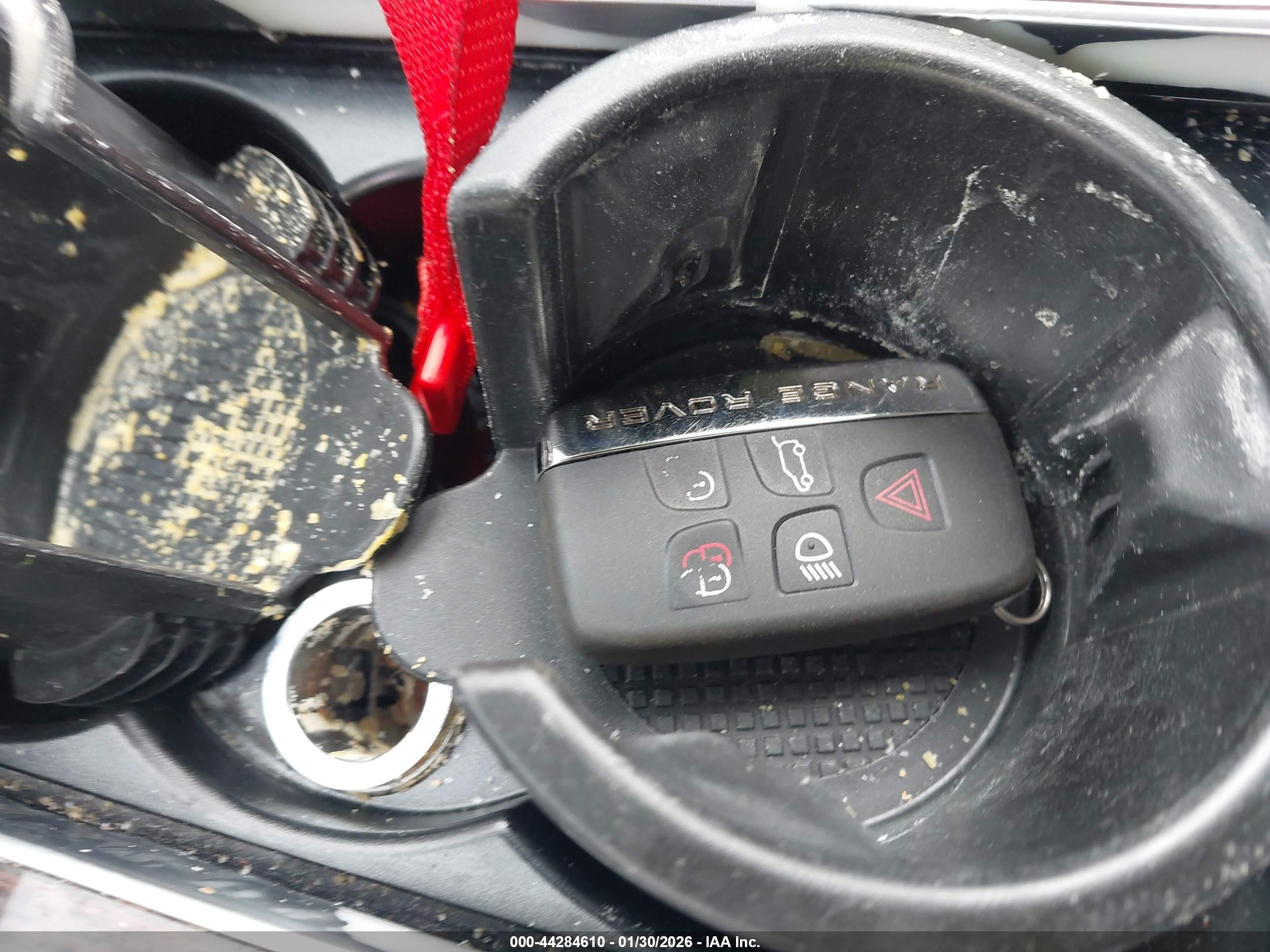 LAND ROVER image 11