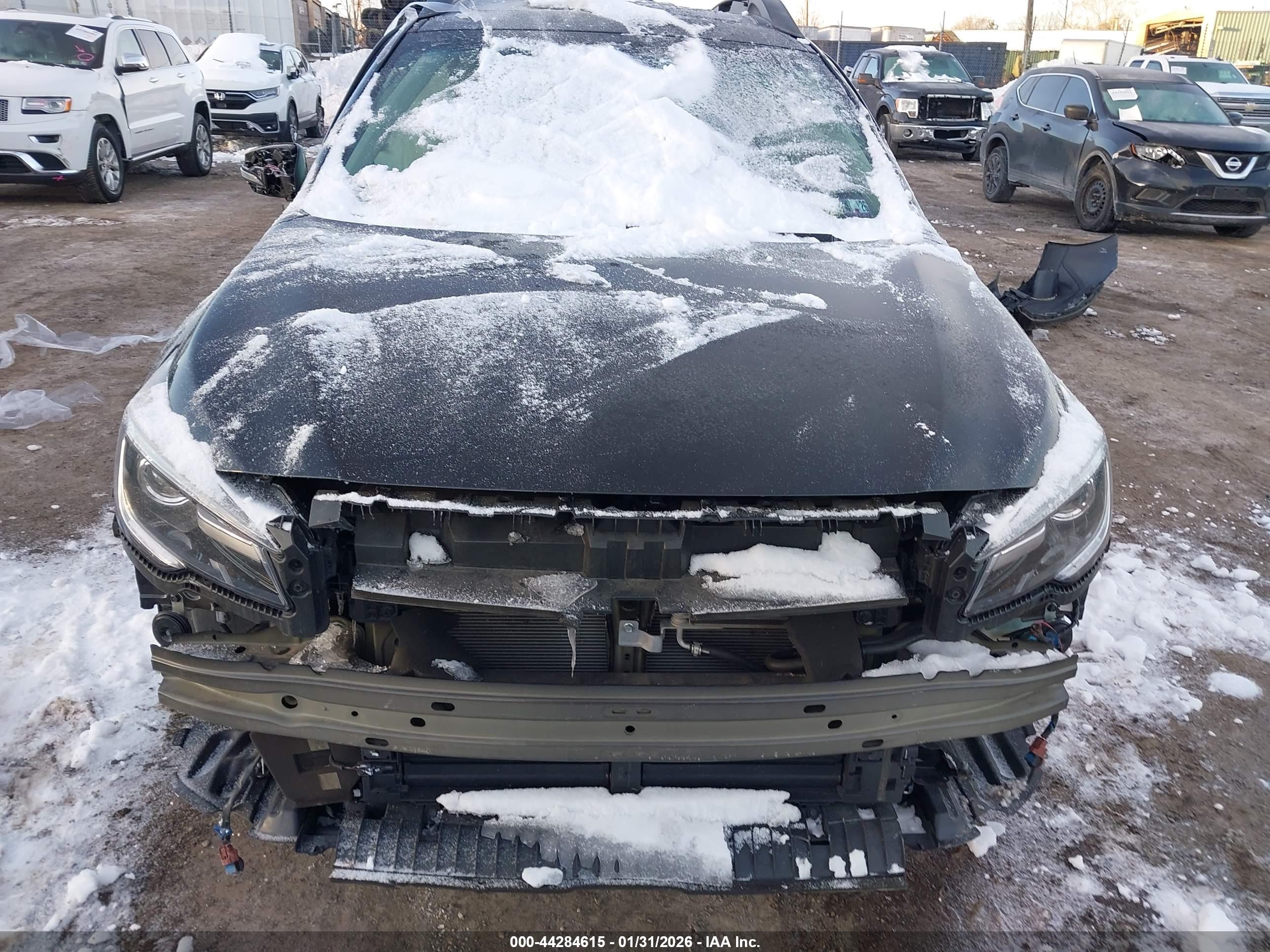 SUBARU OUTBACK image 10