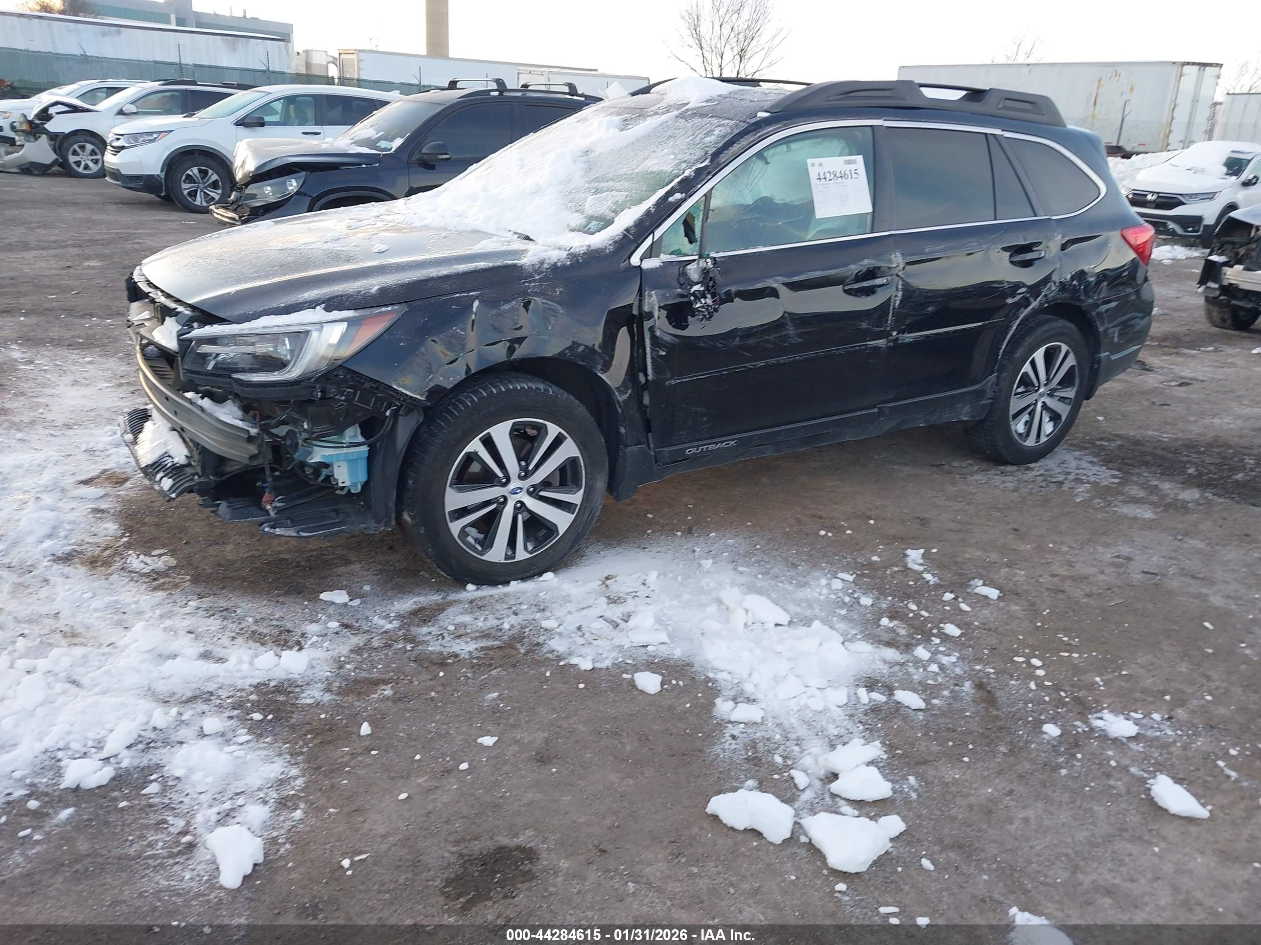 SUBARU OUTBACK image 2