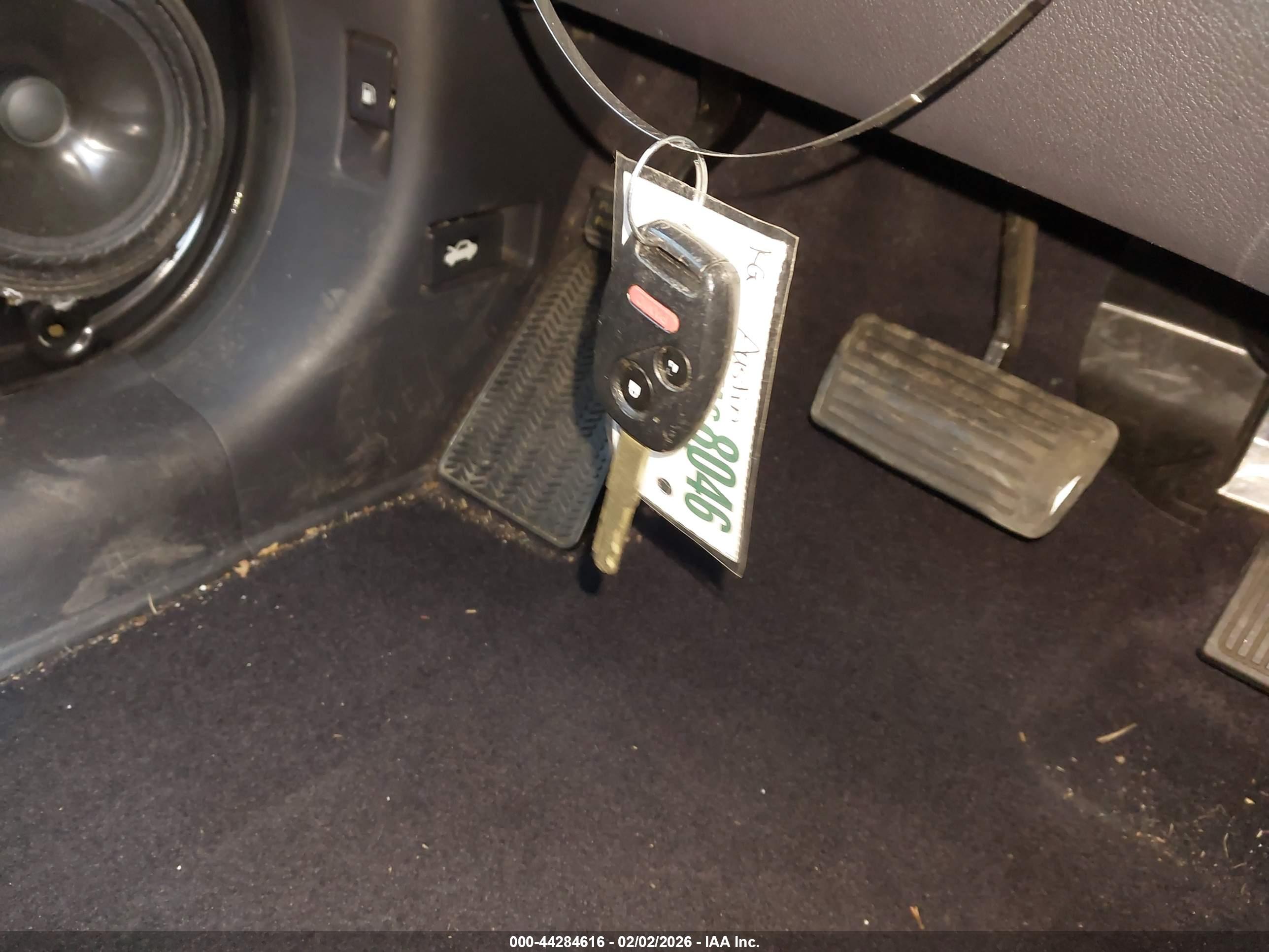HONDA CR-V image 11