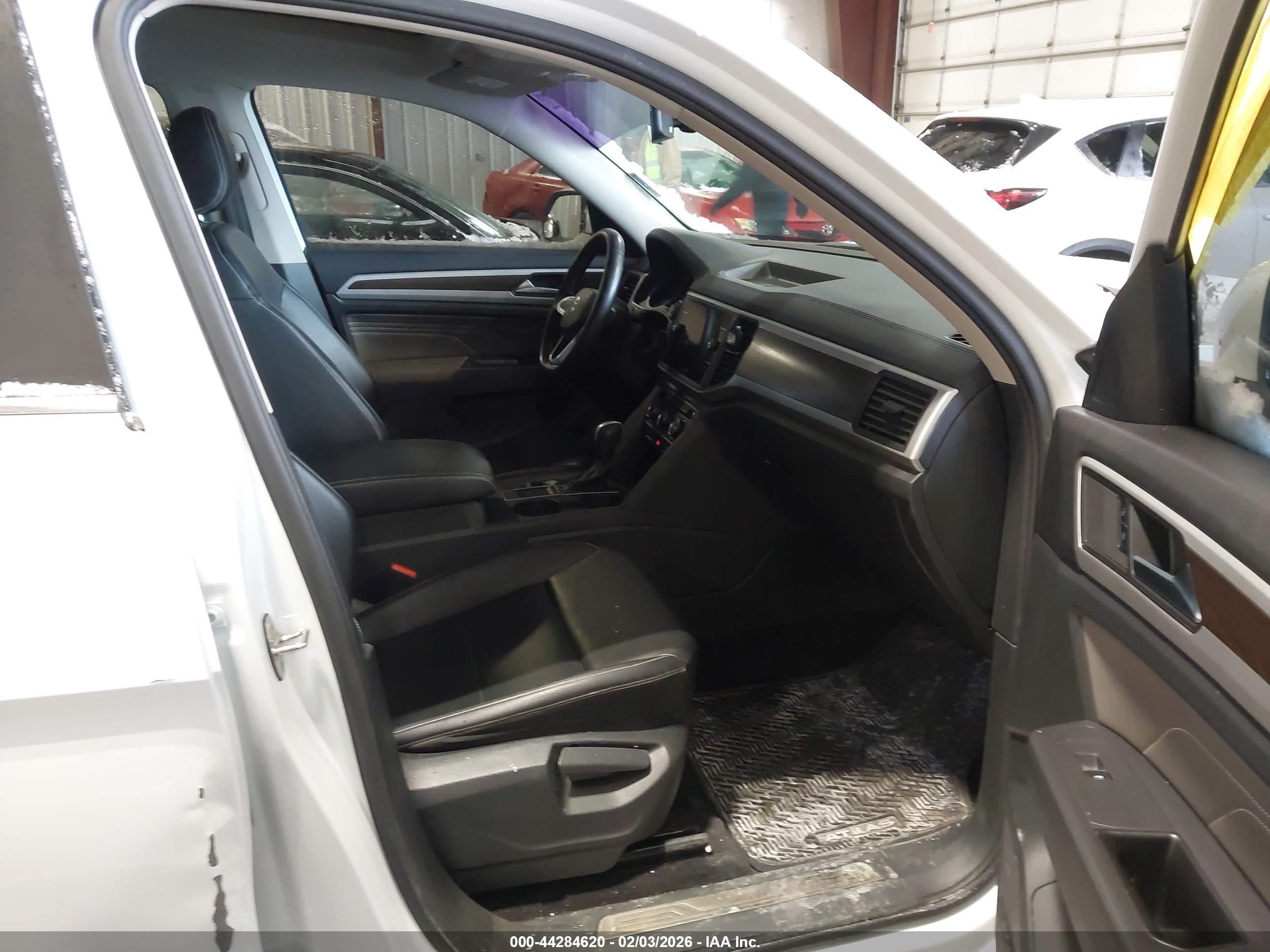 VOLKSWAGEN ATLAS image 5