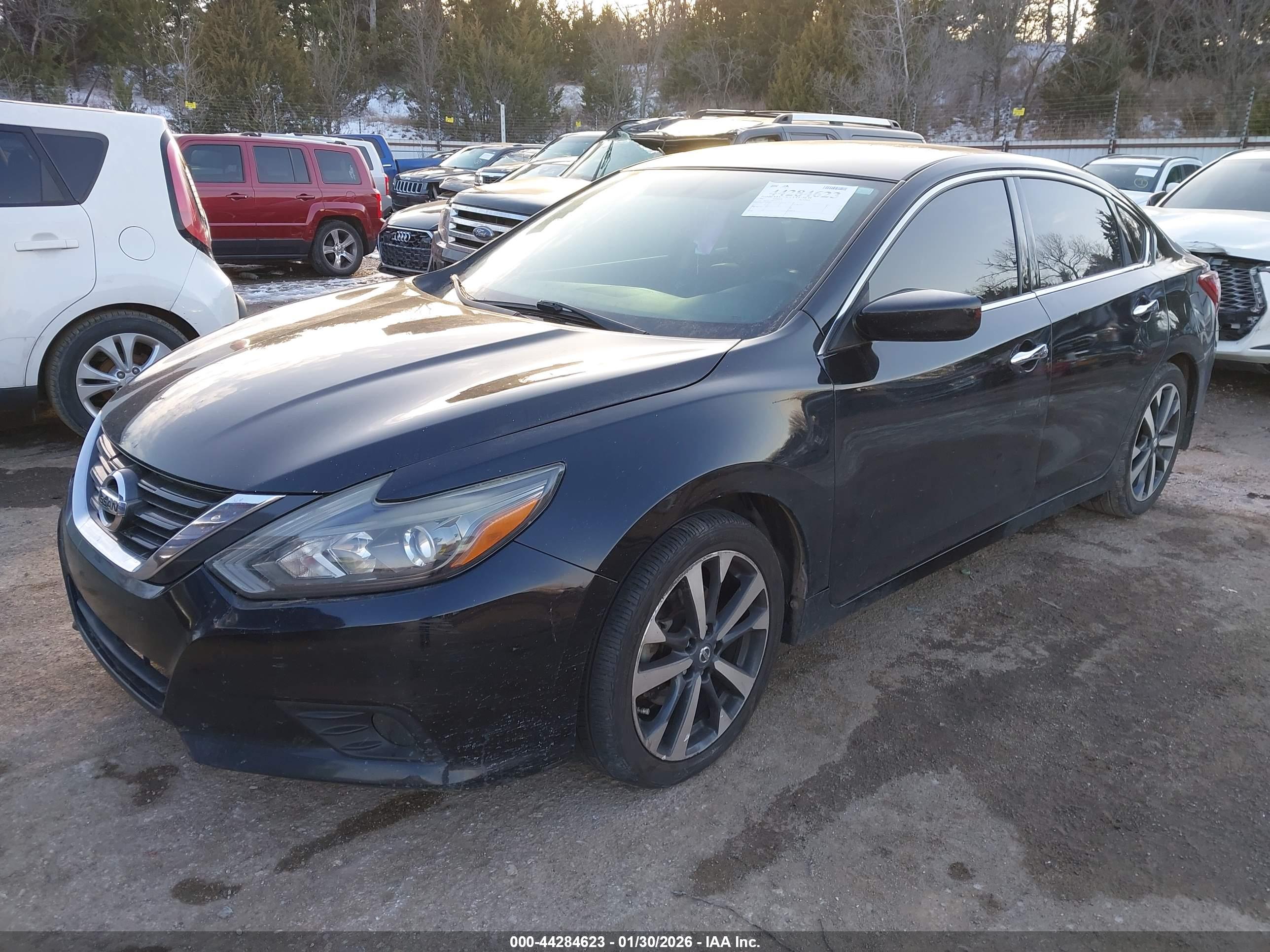 NISSAN ALTIMA image 2