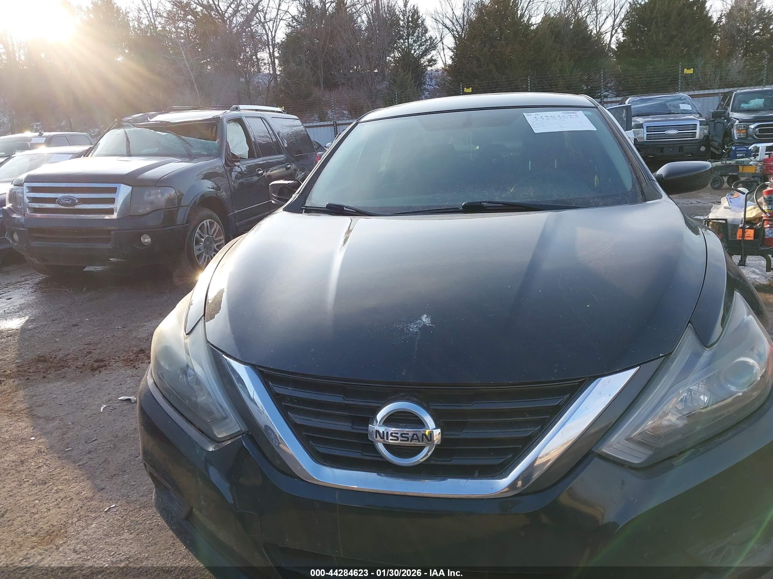 NISSAN ALTIMA image 6