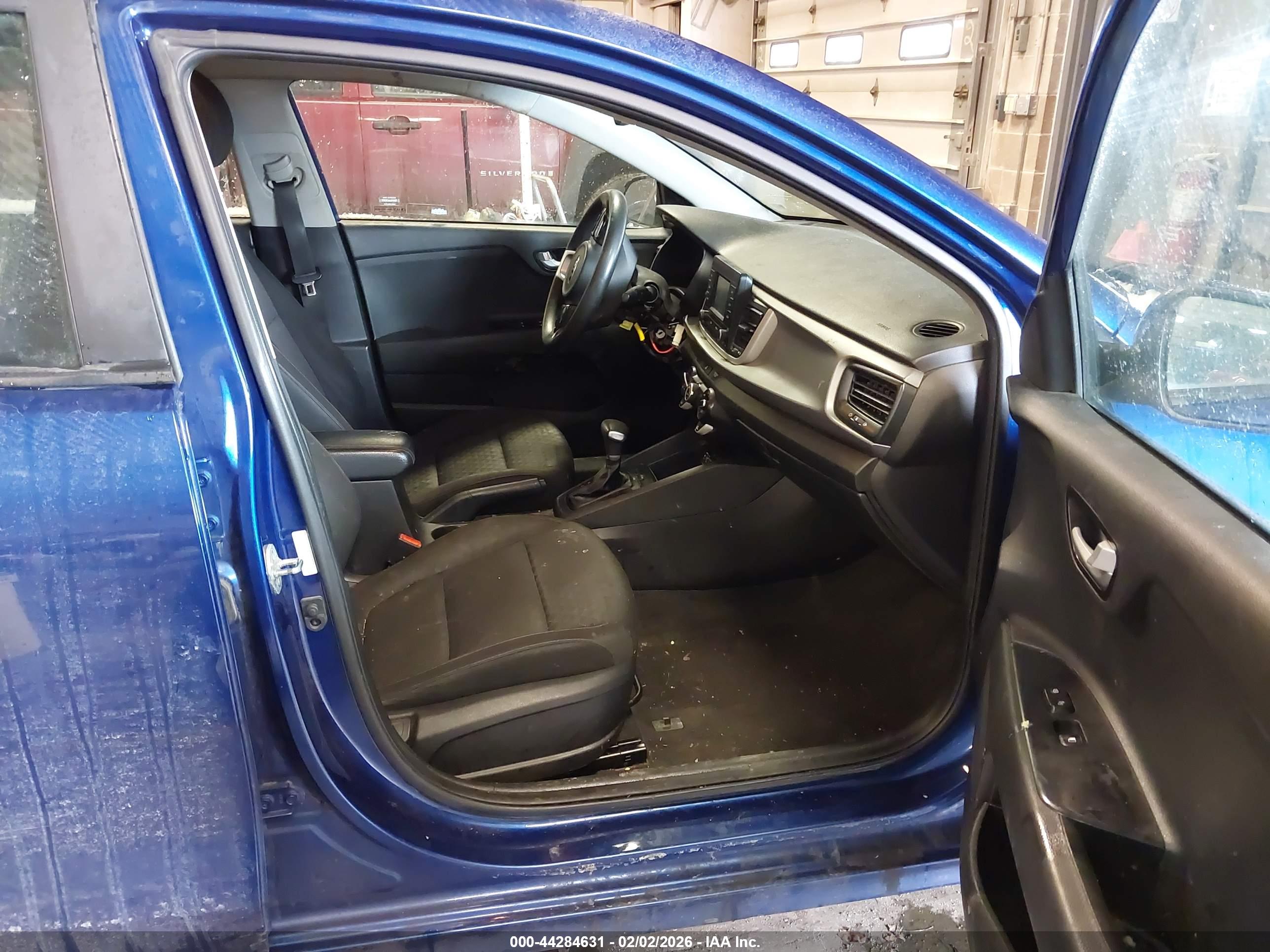 KIA RIO image 5
