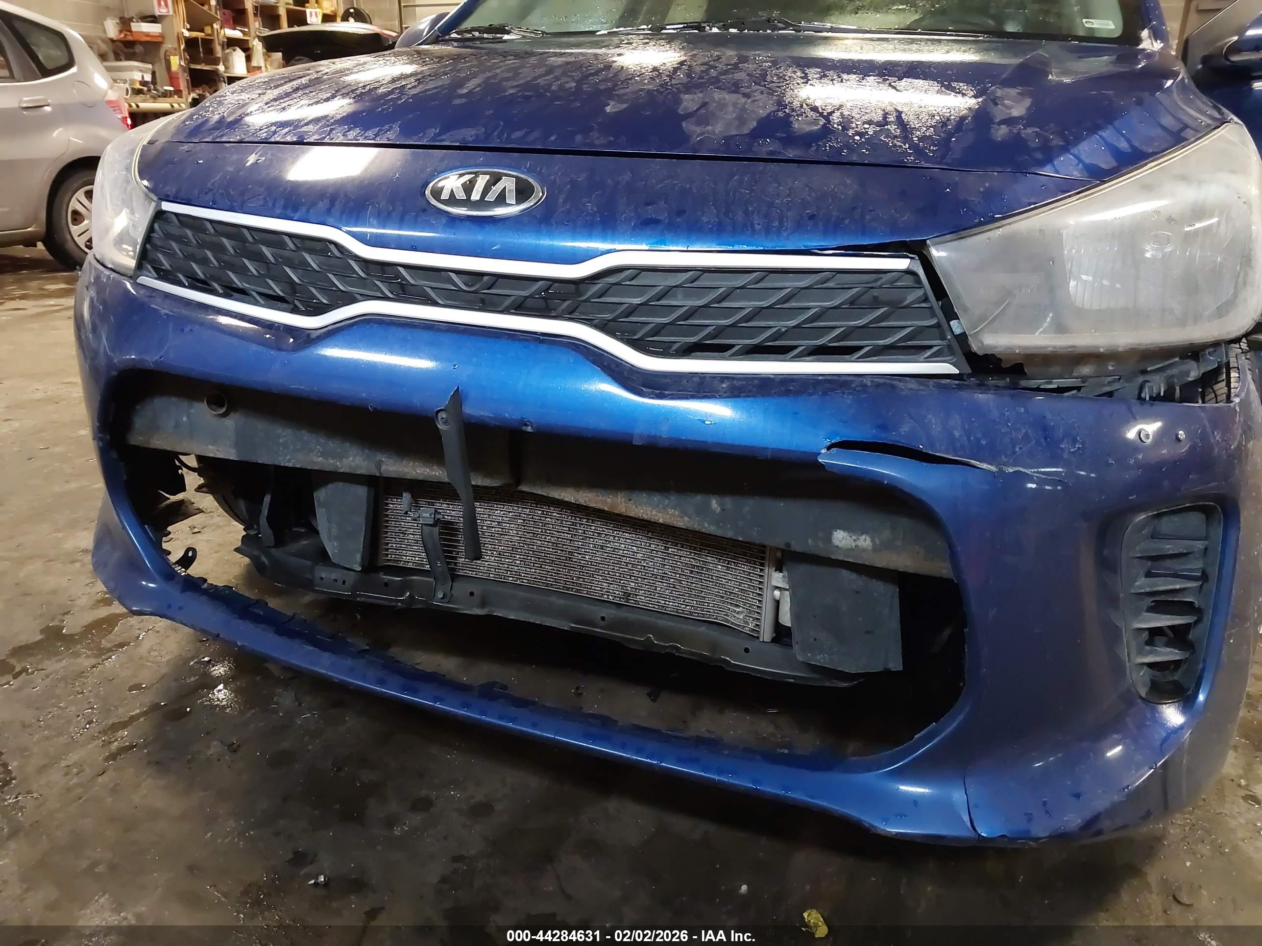 KIA RIO image 6