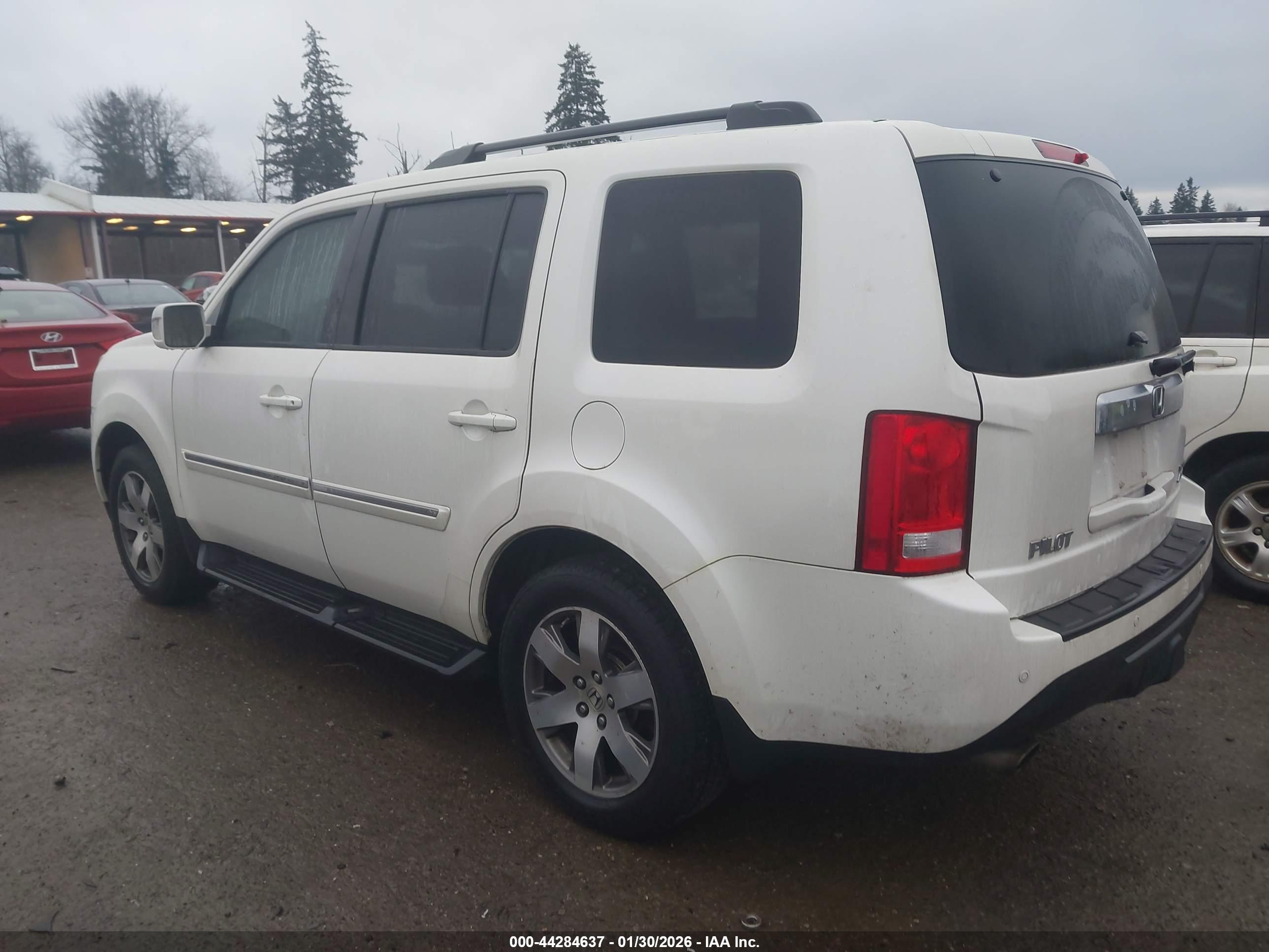 HONDA PILOT image 3