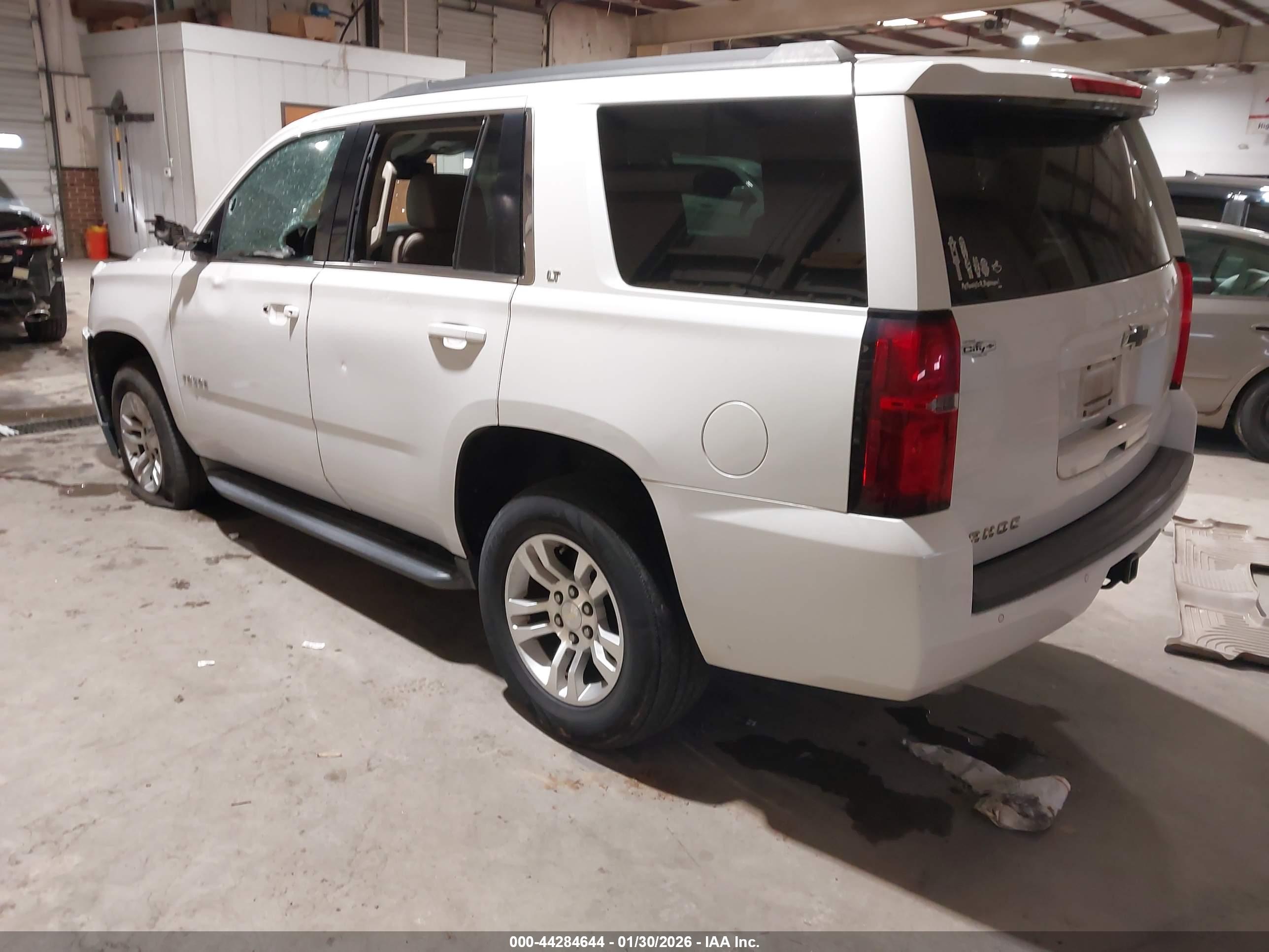 CHEVROLET TAHOE image 3