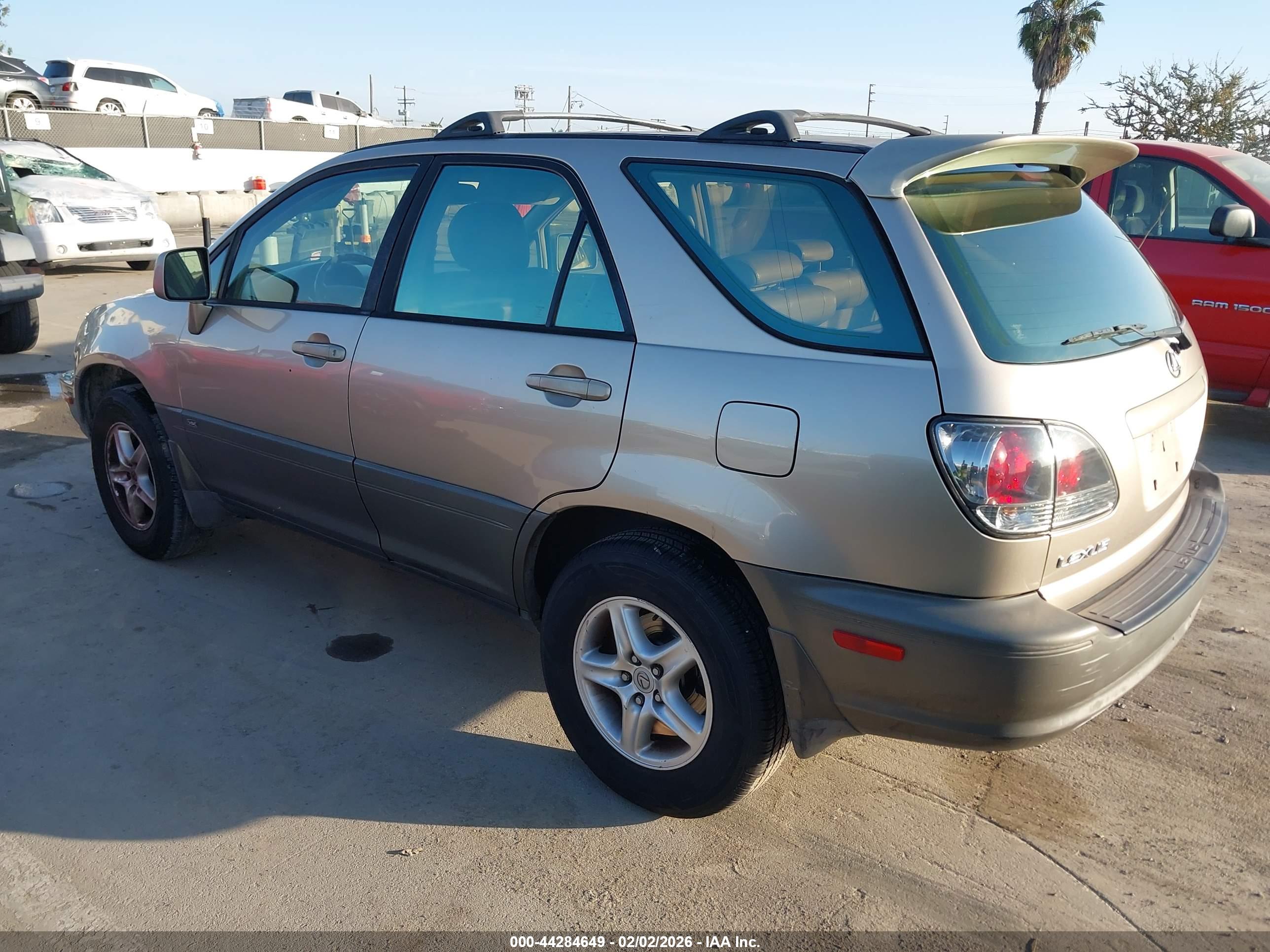 LEXUS RX image 3