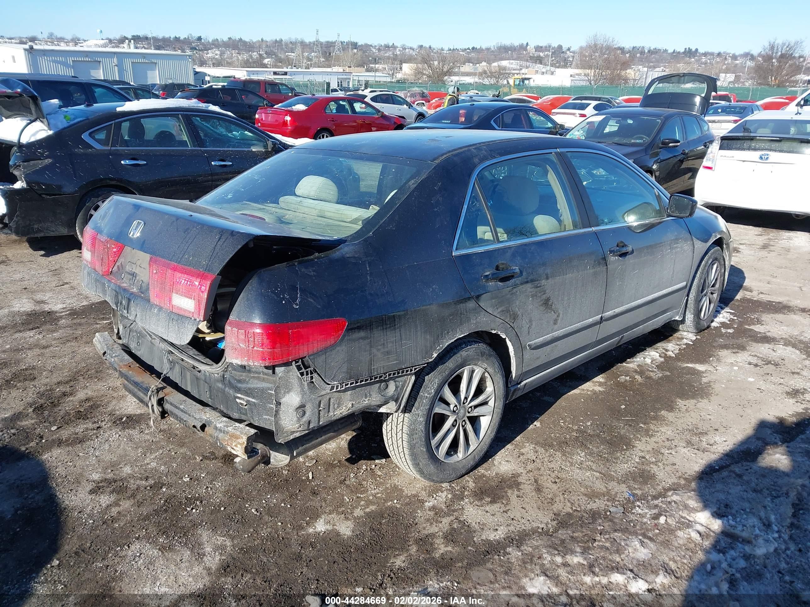 HONDA ACCORD image 4