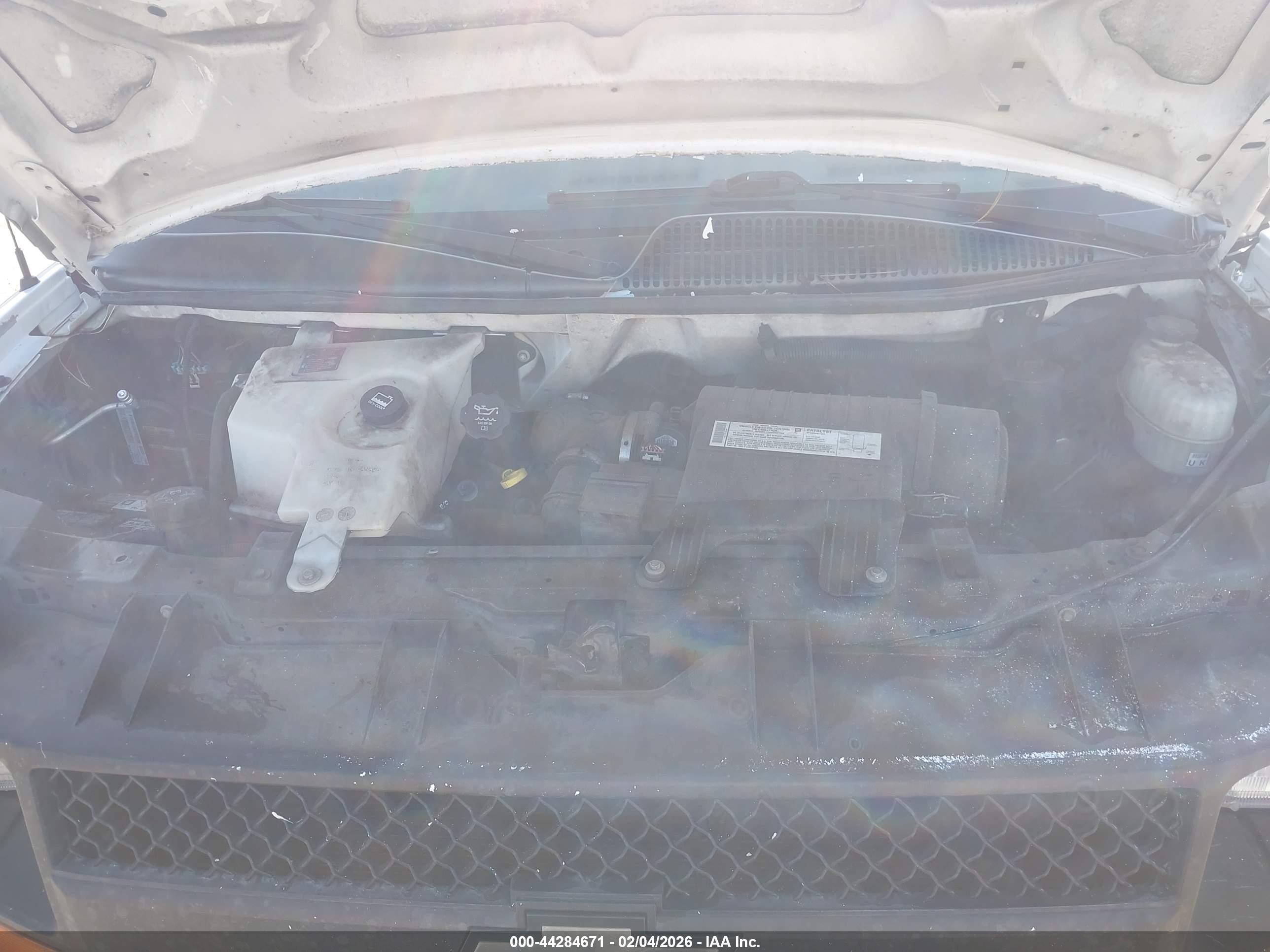 CHEVROLET EXPRESS image 10