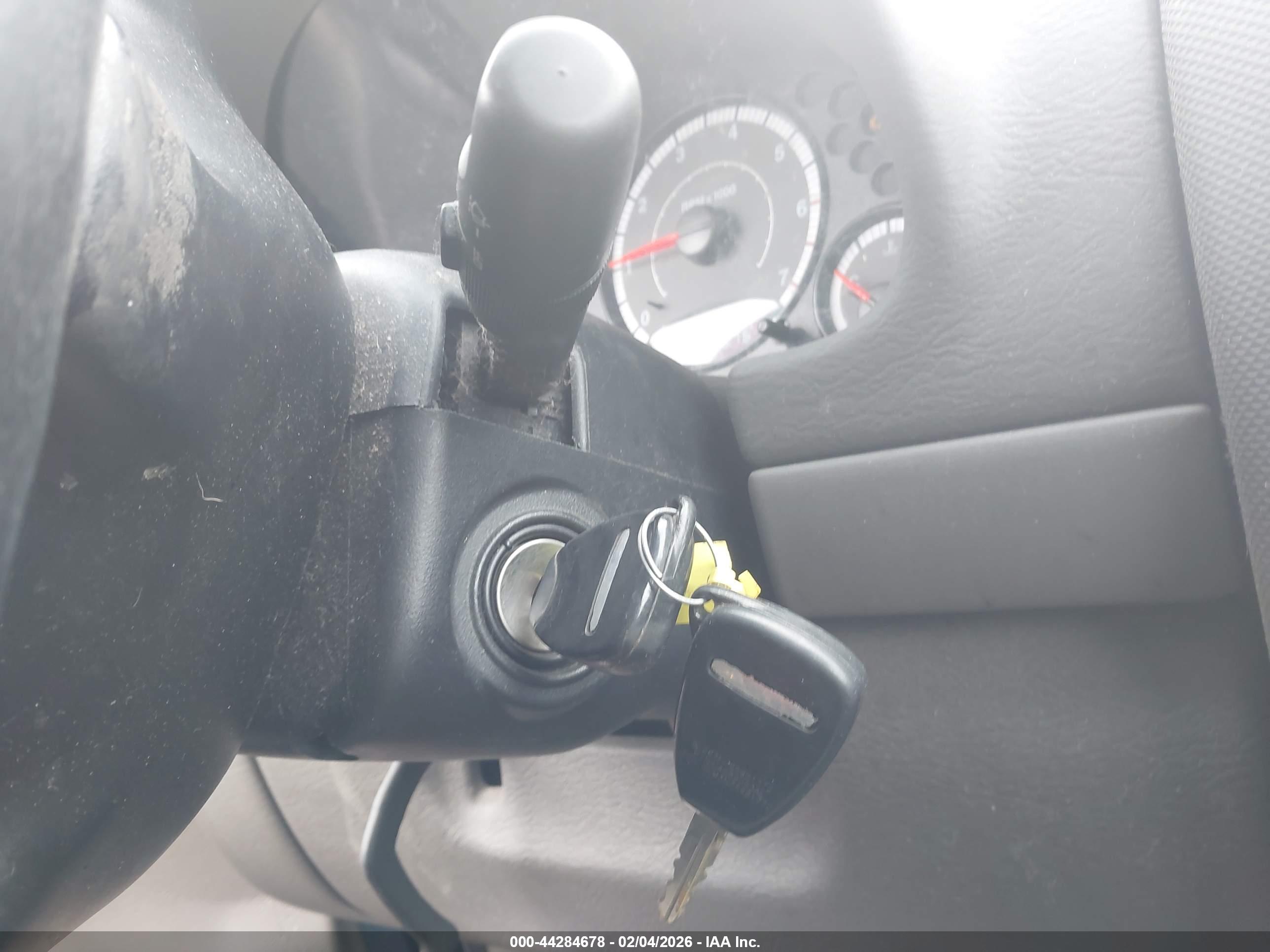 JEEP LIBERTY image 11
