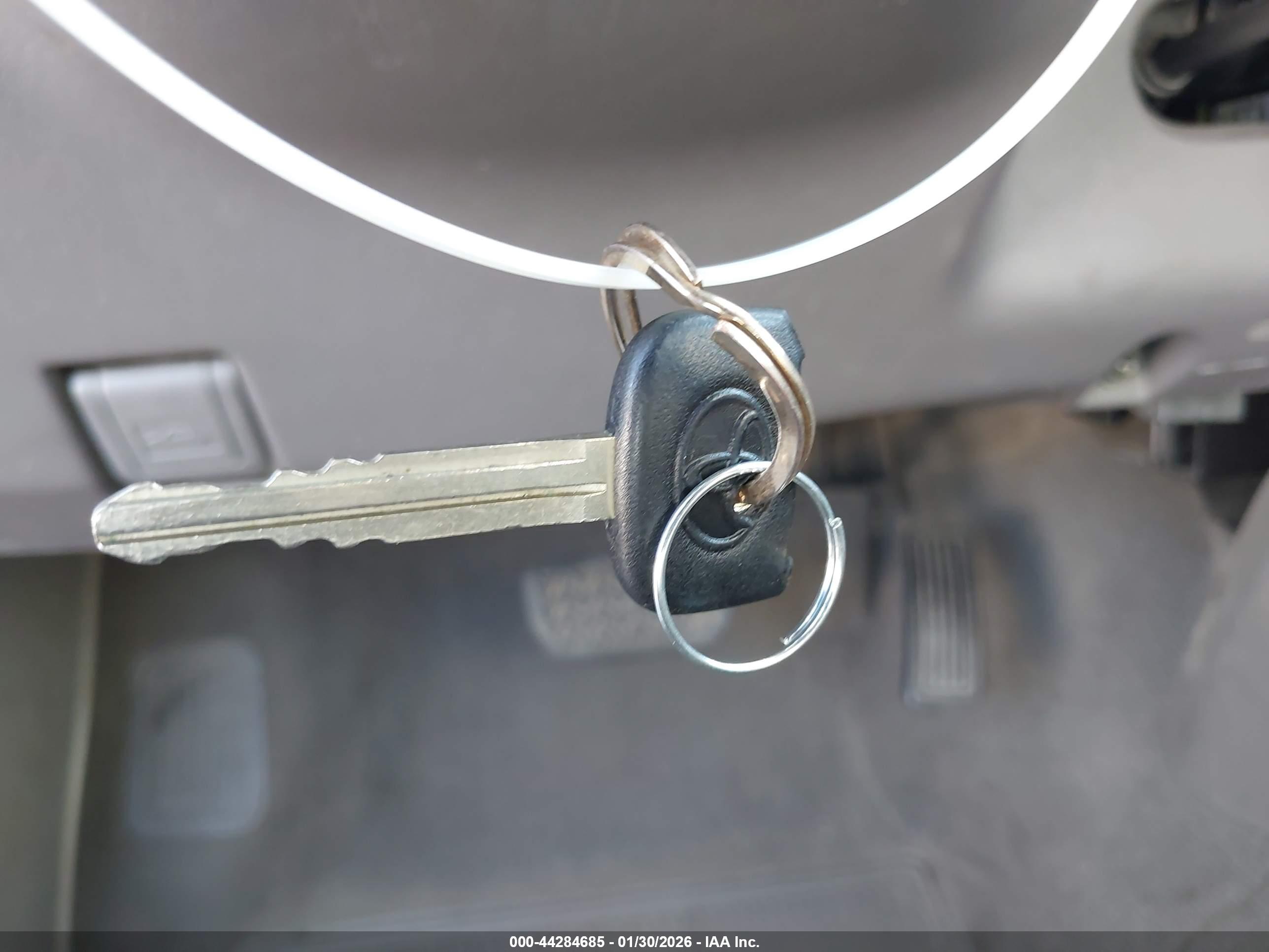 TOYOTA TACOMA image 11