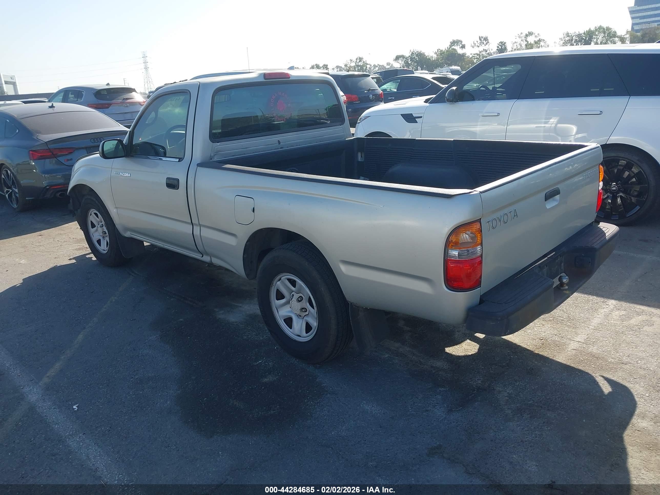 TOYOTA TACOMA image 3