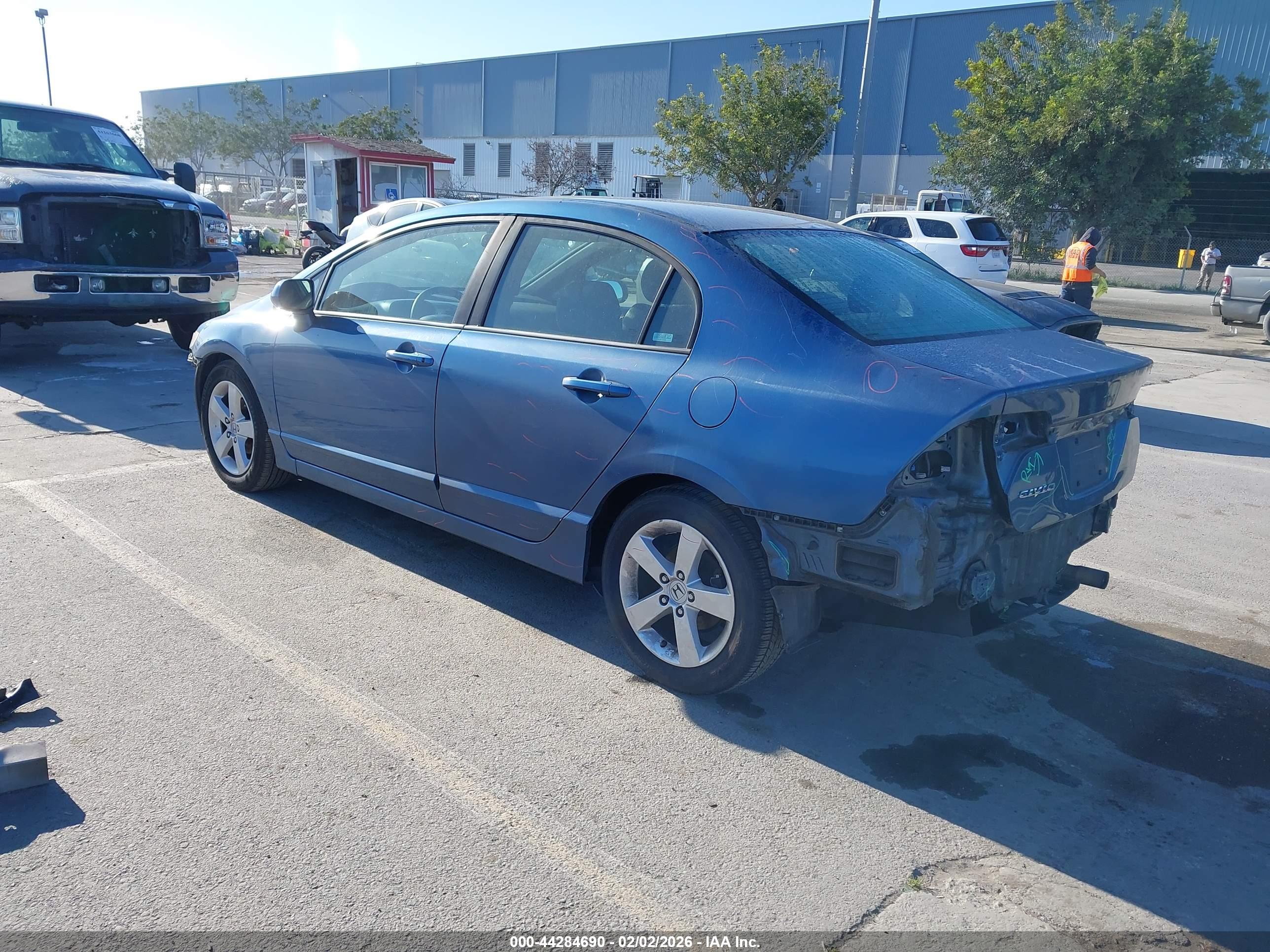 HONDA CIVIC image 3